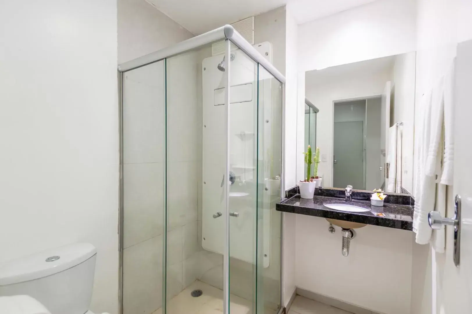 Bathroom in Hotel Praia Bonita Jatiúca