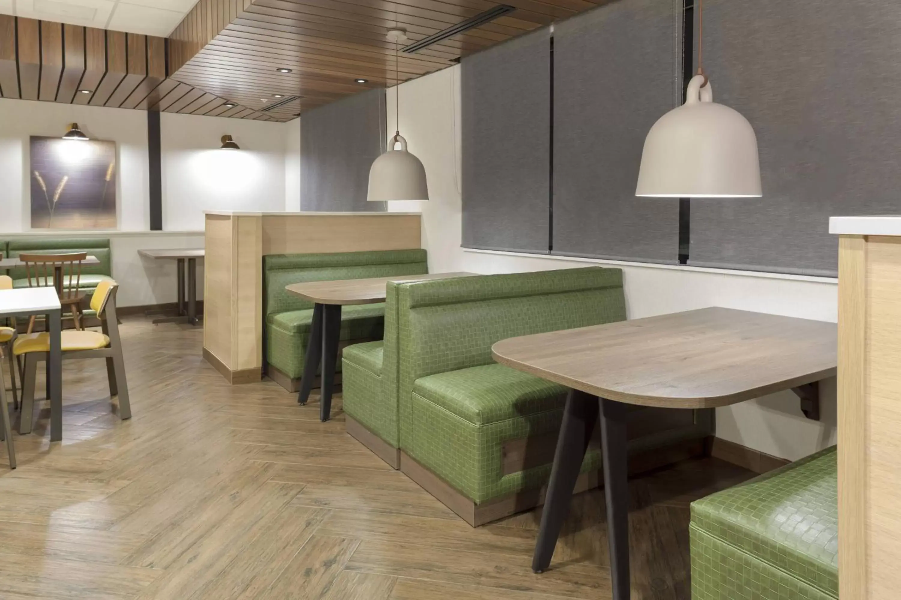 Breakfast, Seating Area in Fairfield Inn & Suites by Marriott Fort Collins South