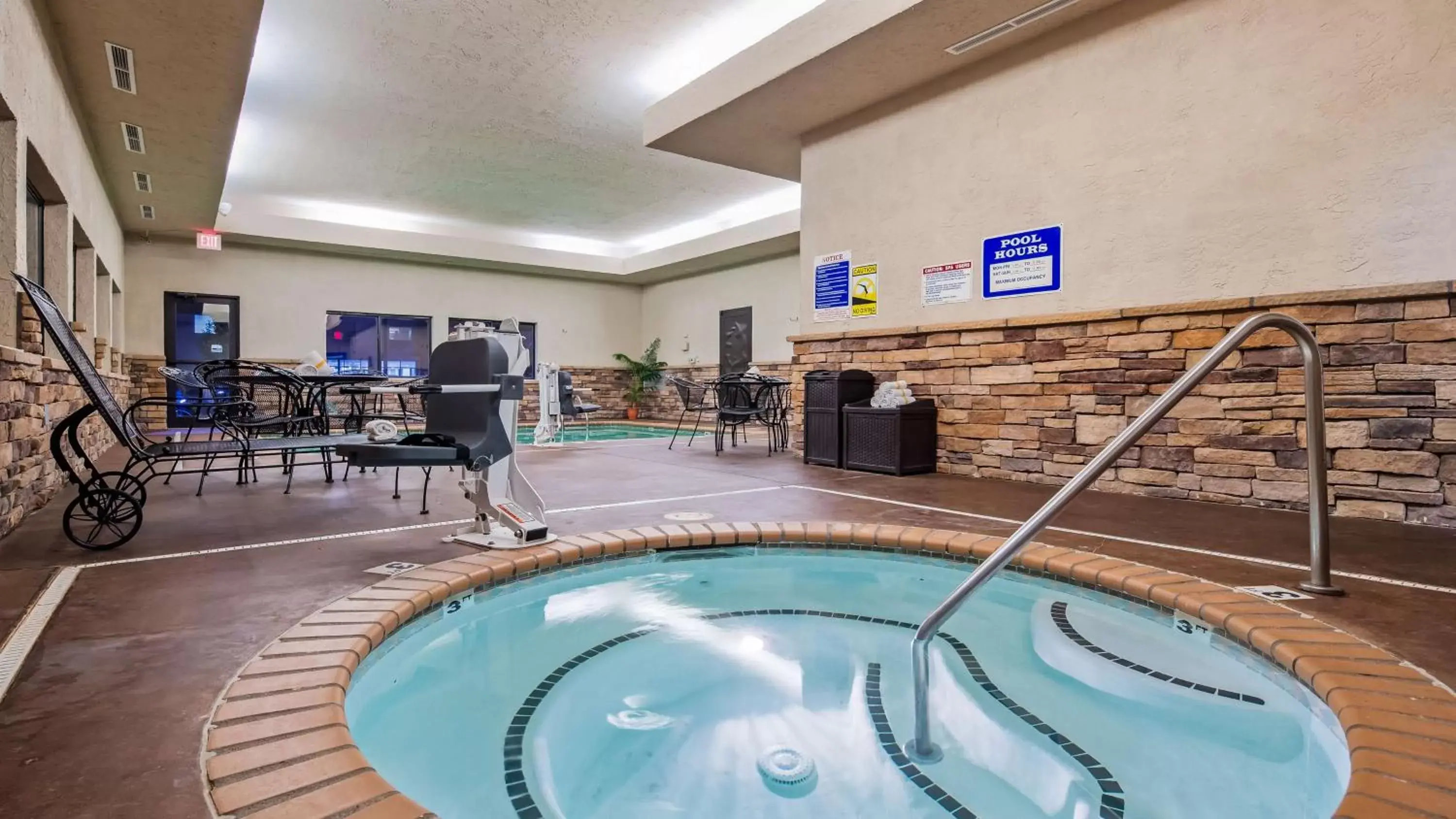 On site, Swimming Pool in SureStay Plus Hotel by Best Western Coffeyville