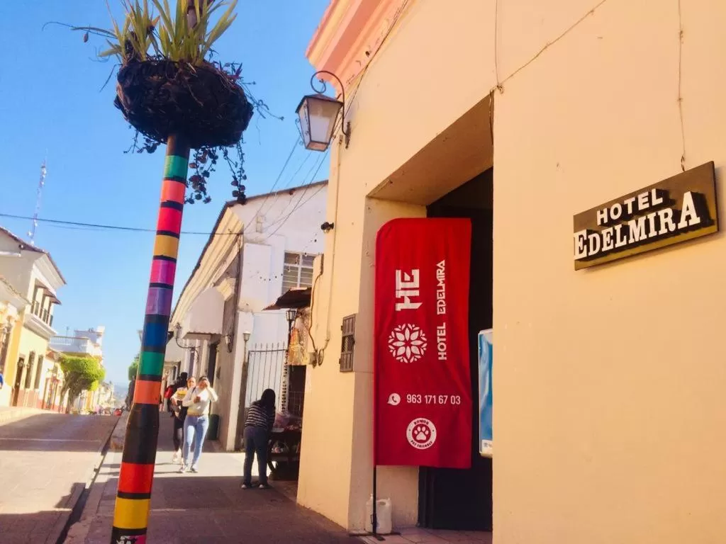 HOTEL EDELMIRA