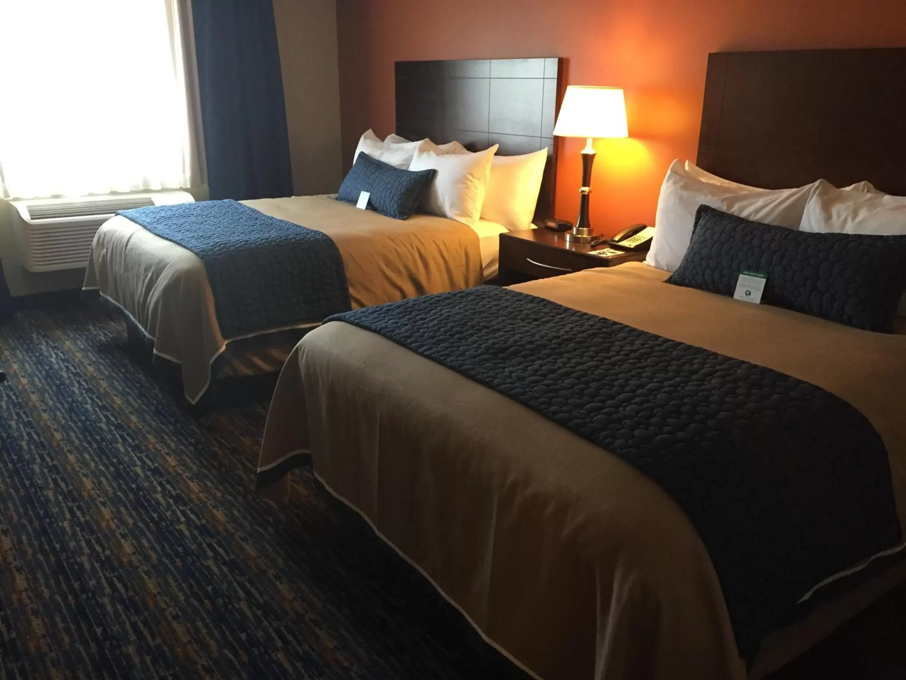 Bedroom, Bed in Grandstay Hotel & Suites Mount Horeb - Madison
