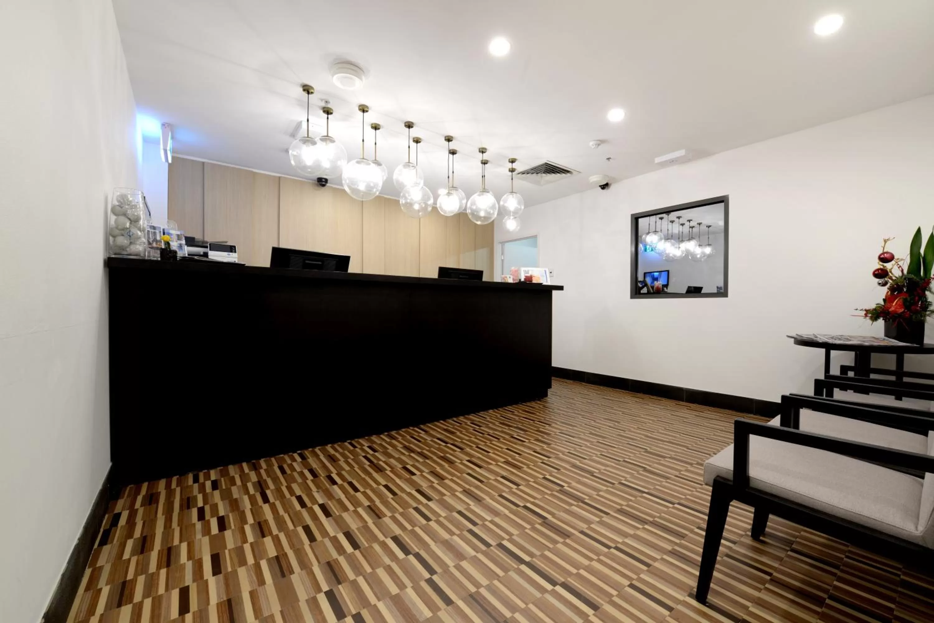 Lobby or reception in ibis Budget - Melbourne CBD