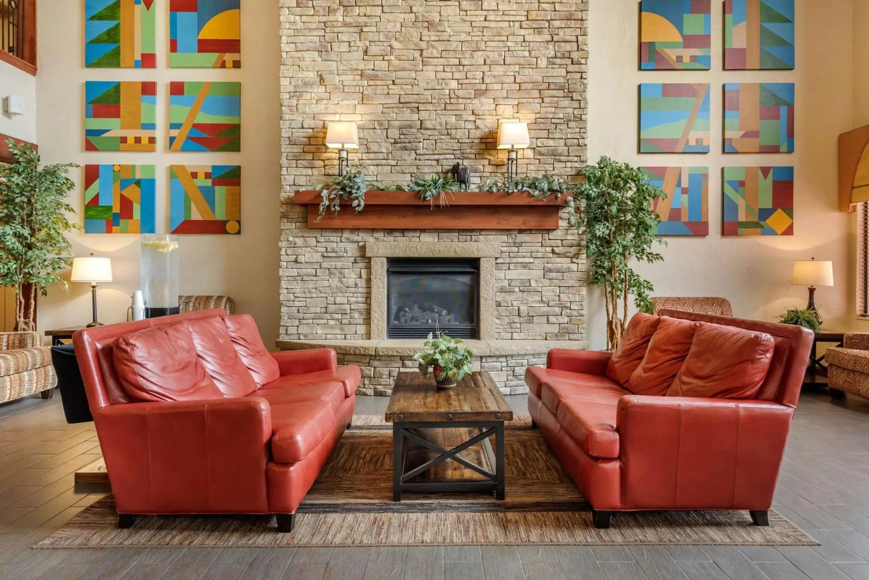 Lobby or reception, Seating Area in Comfort Suites near Route 66