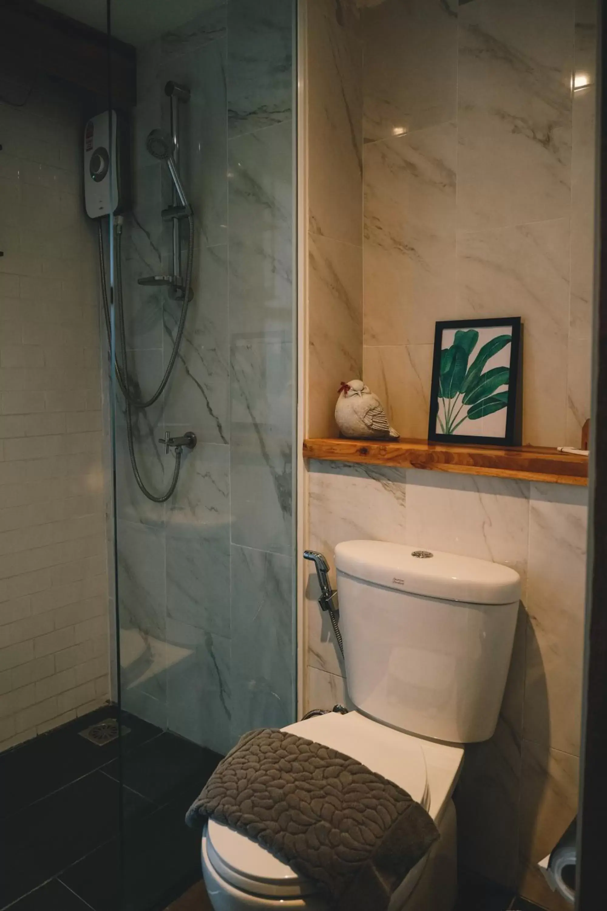 Bathroom in Family Tree Hotel