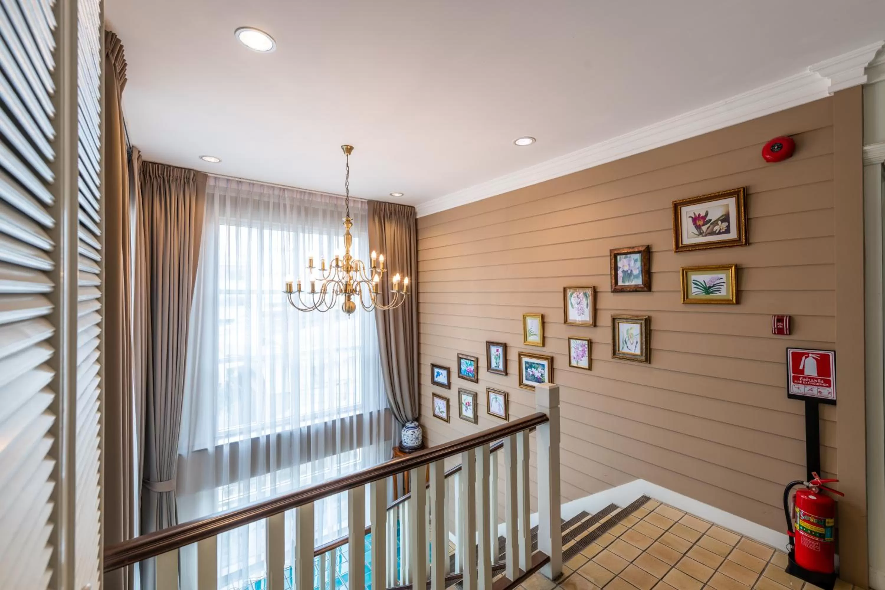 Decorative detail in The Orchid House 153