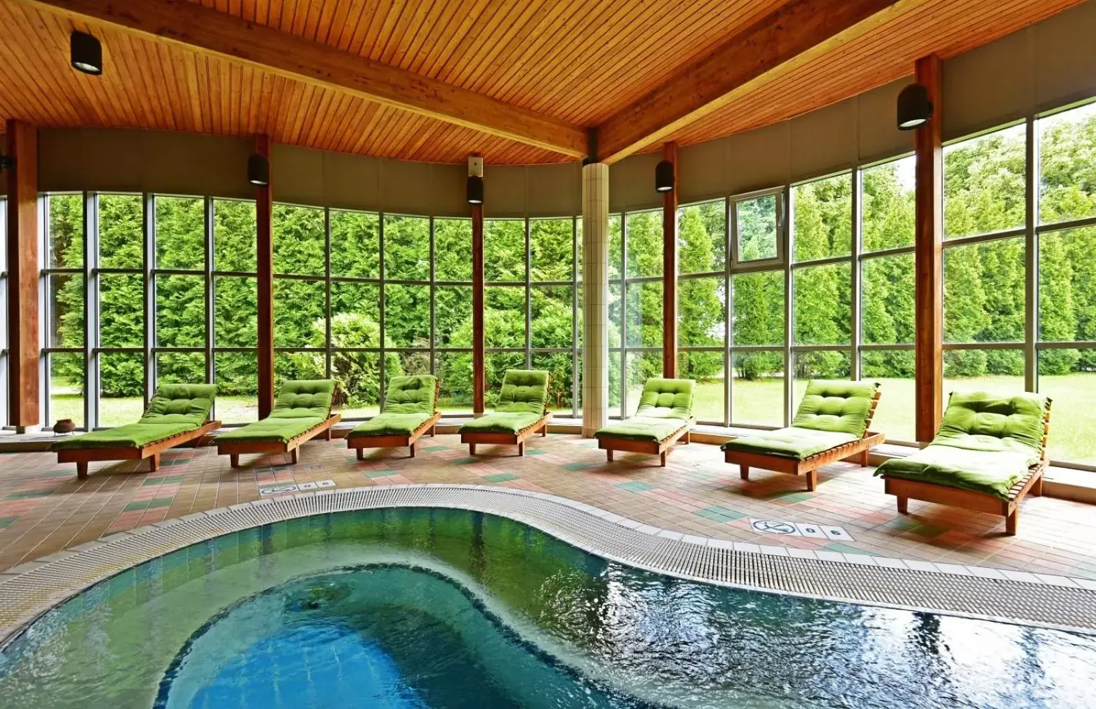 Massage, Pool View in Hotel Mrągowo Resort&Spa
