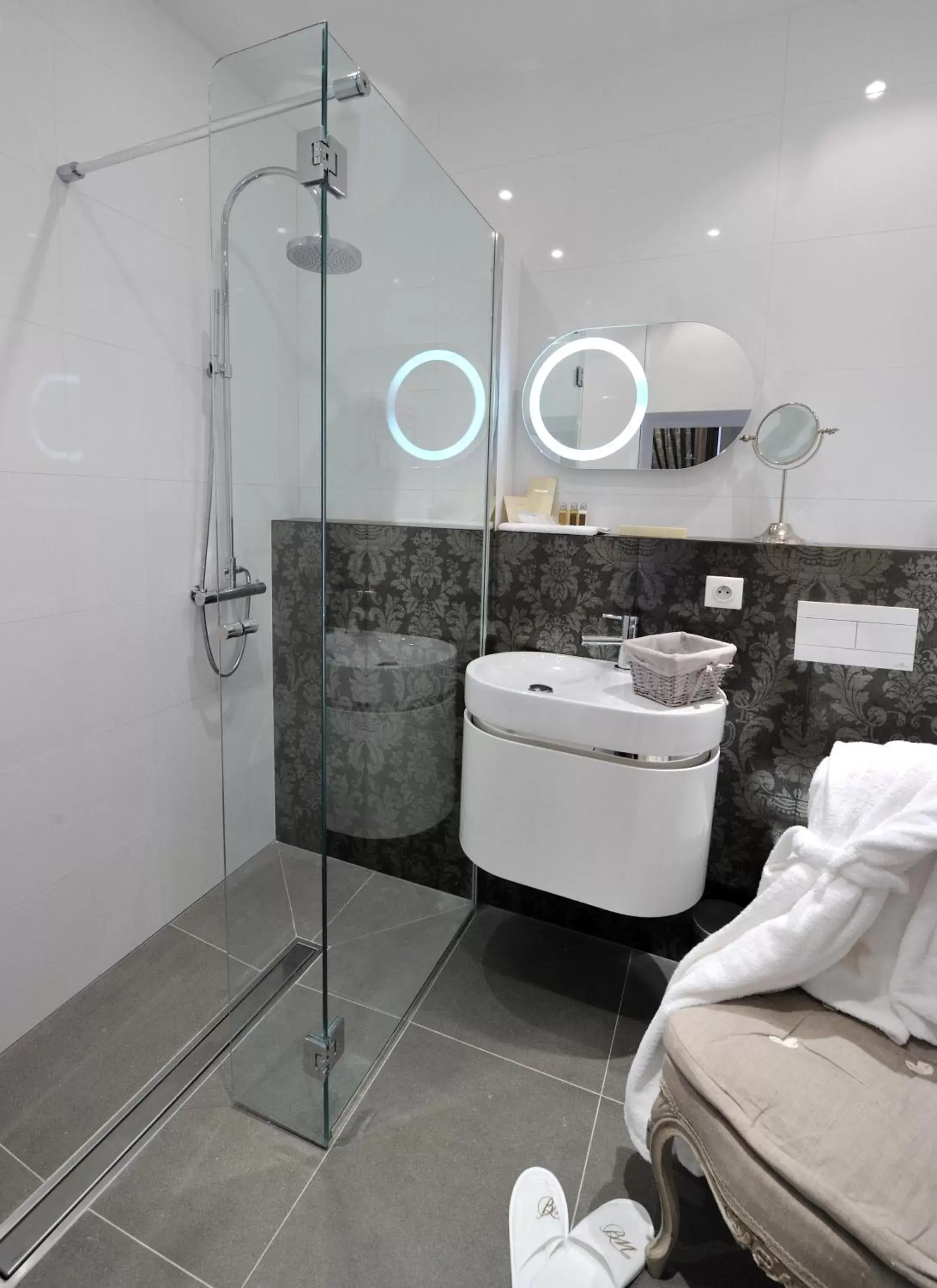 Bathroom in Château Pape Clément