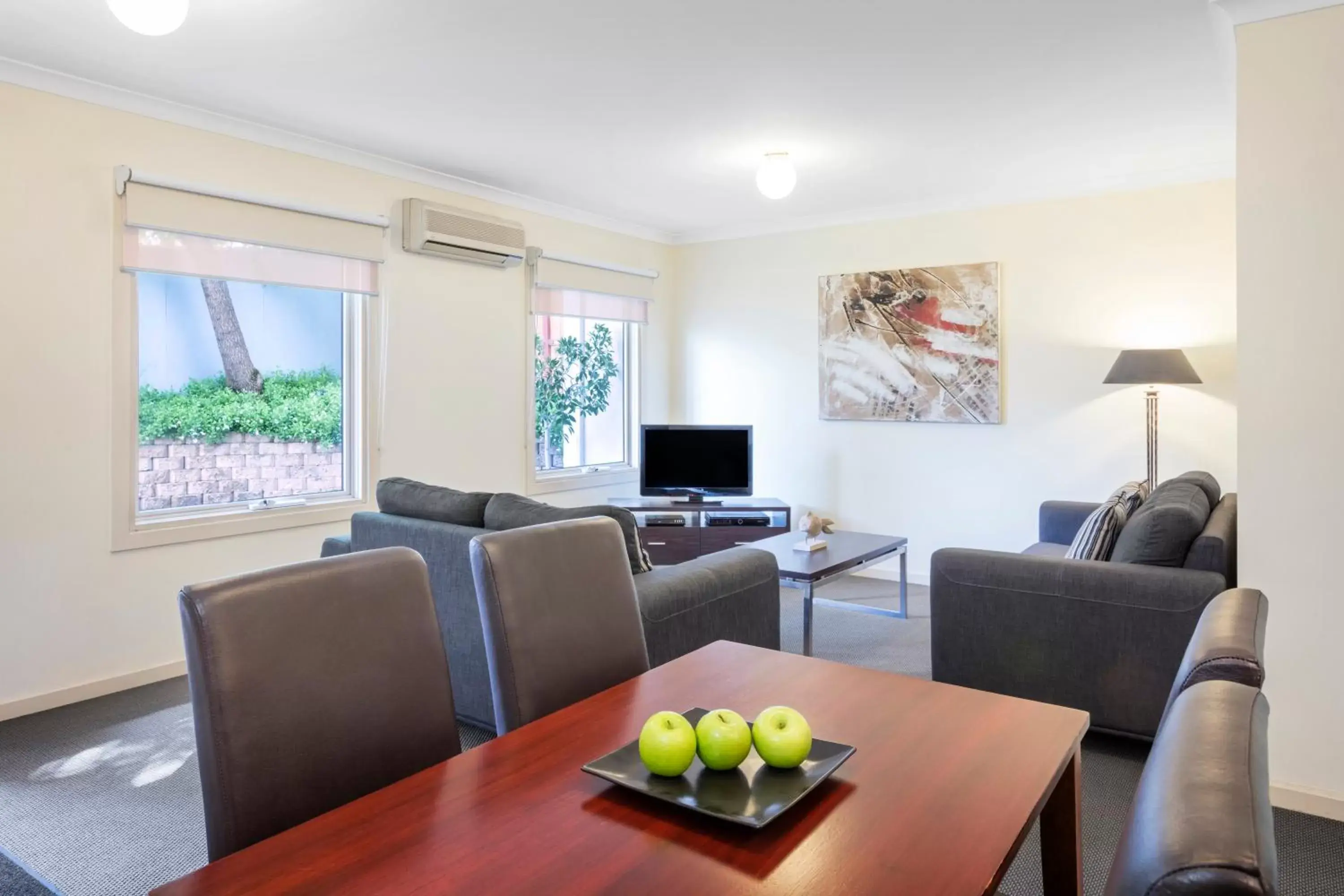 Living room in Hawthorn Gardens Serviced Apartments
