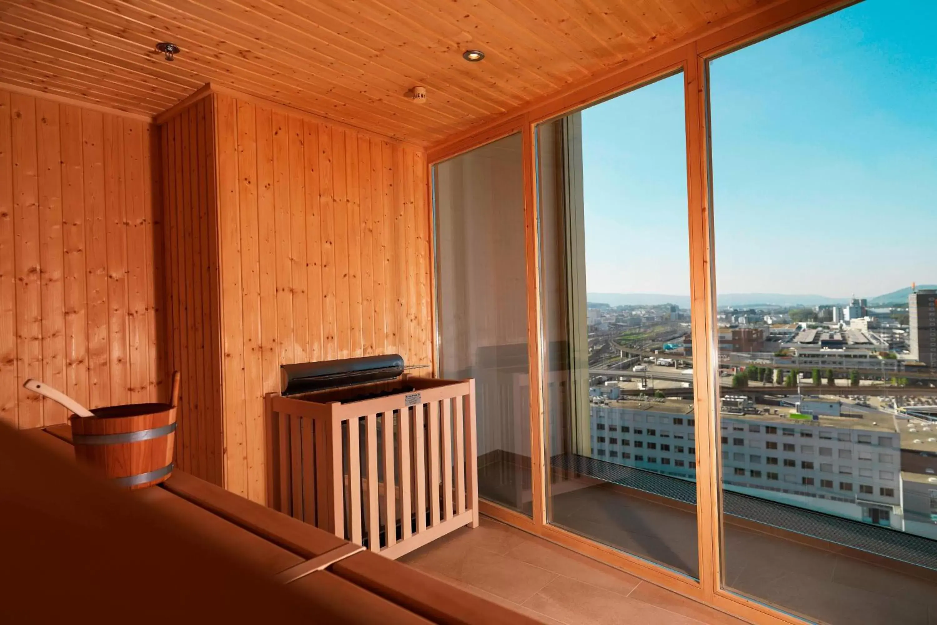 Spa and wellness centre/facilities in Renaissance Zurich Tower Hotel