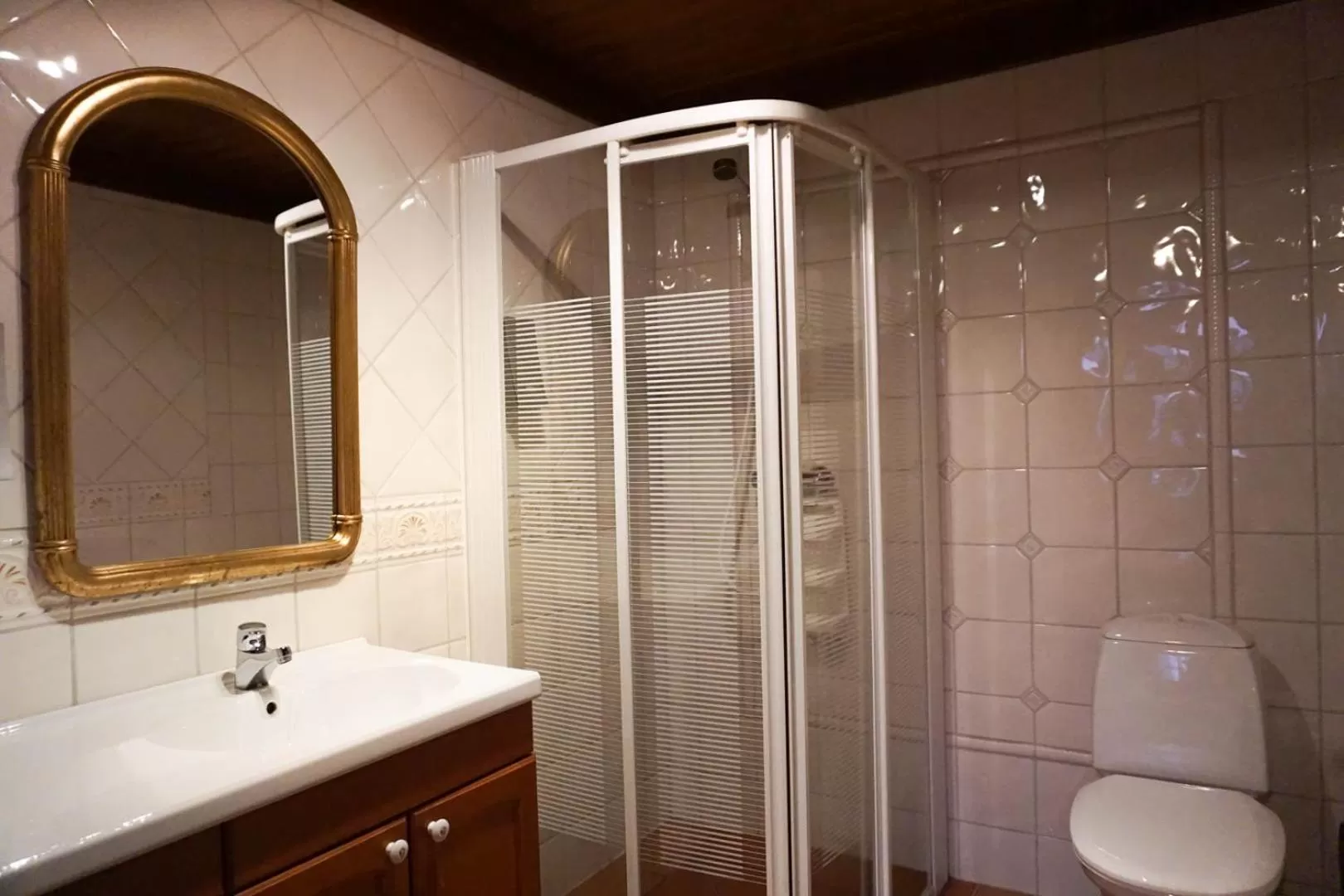 Shower in Anker Brygge