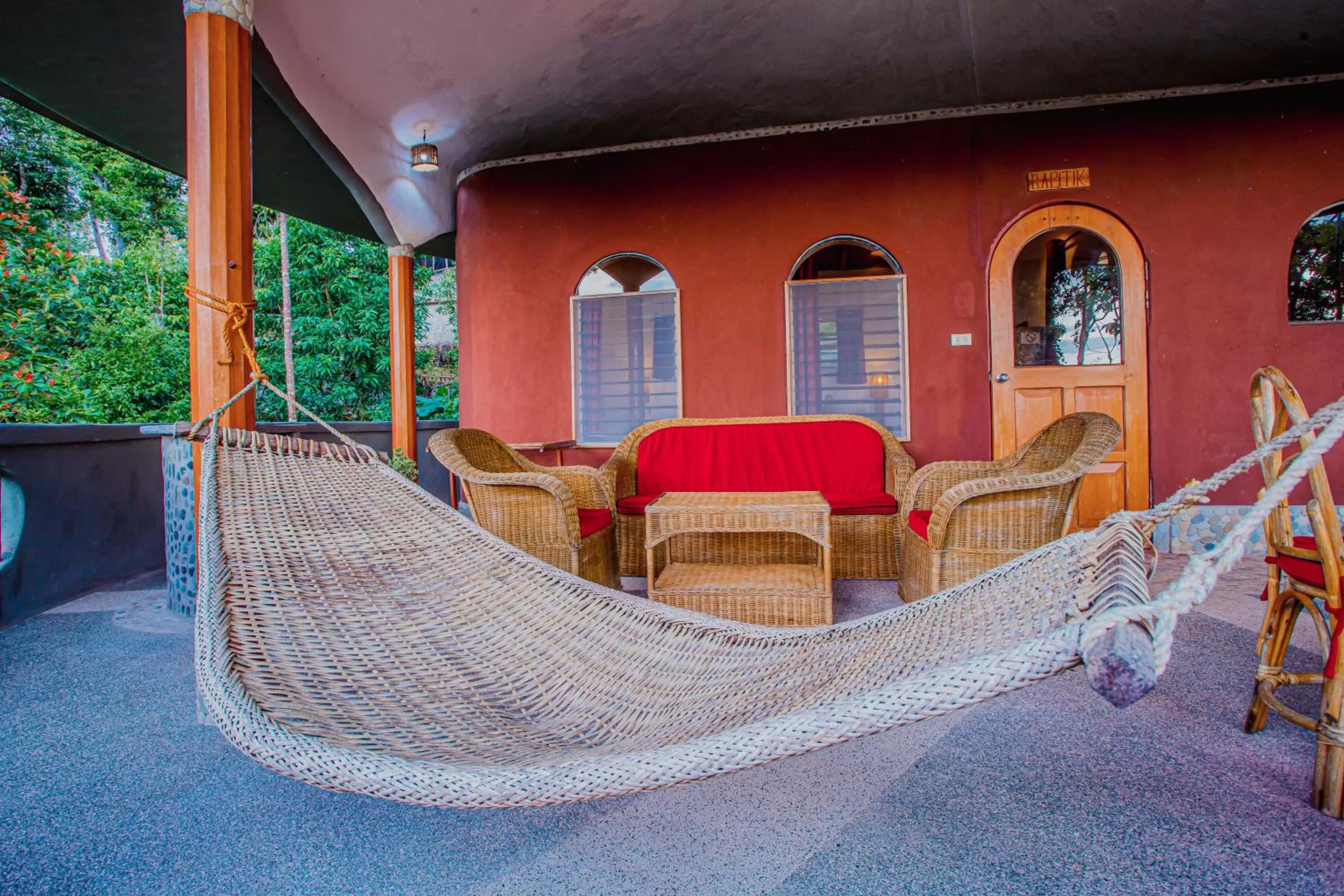 Balcony/Terrace in Atremaru Jungle Retreat