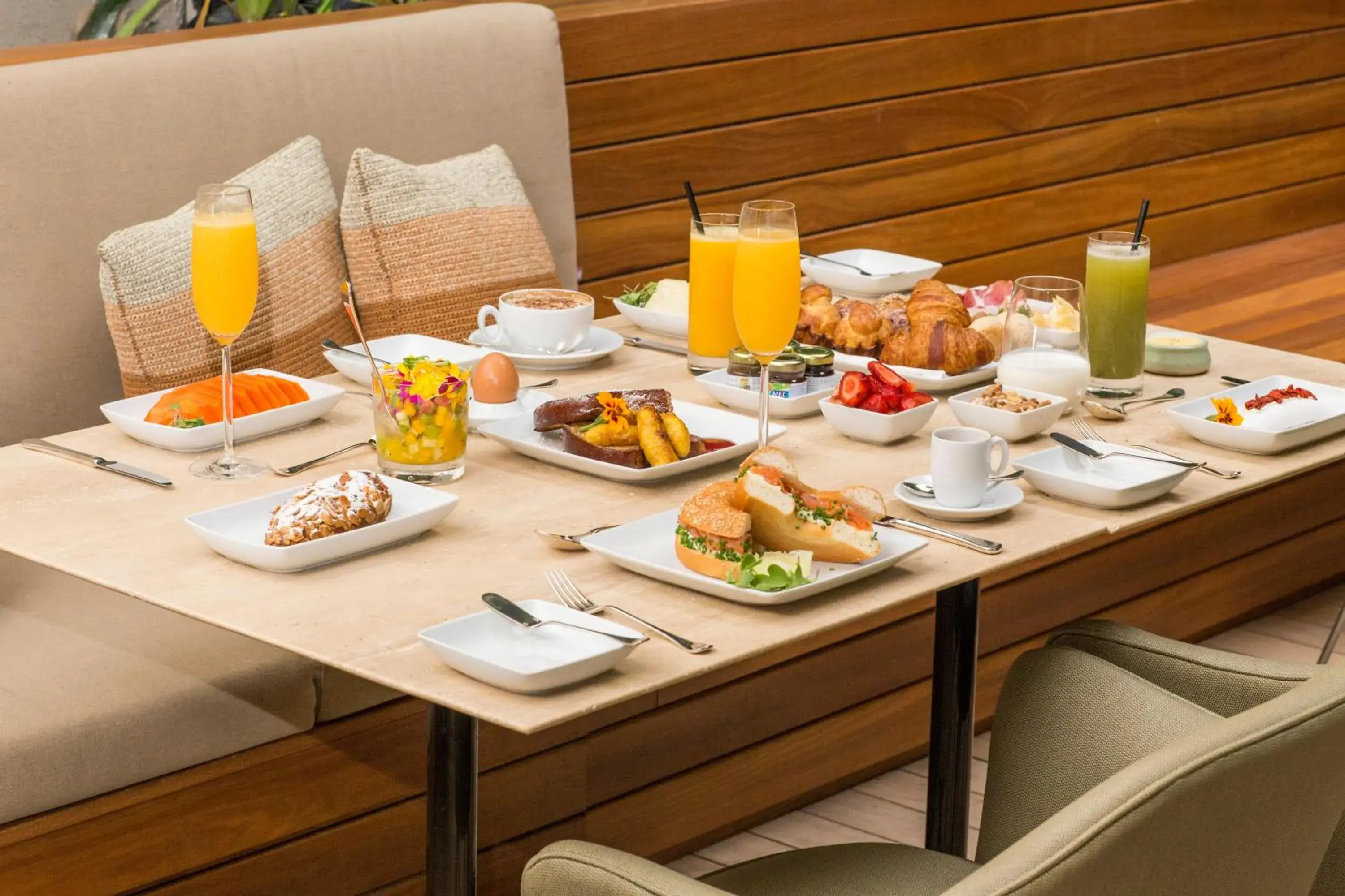 Restaurant/places to eat, Breakfast in Emiliano Hotel Rio de Janeiro