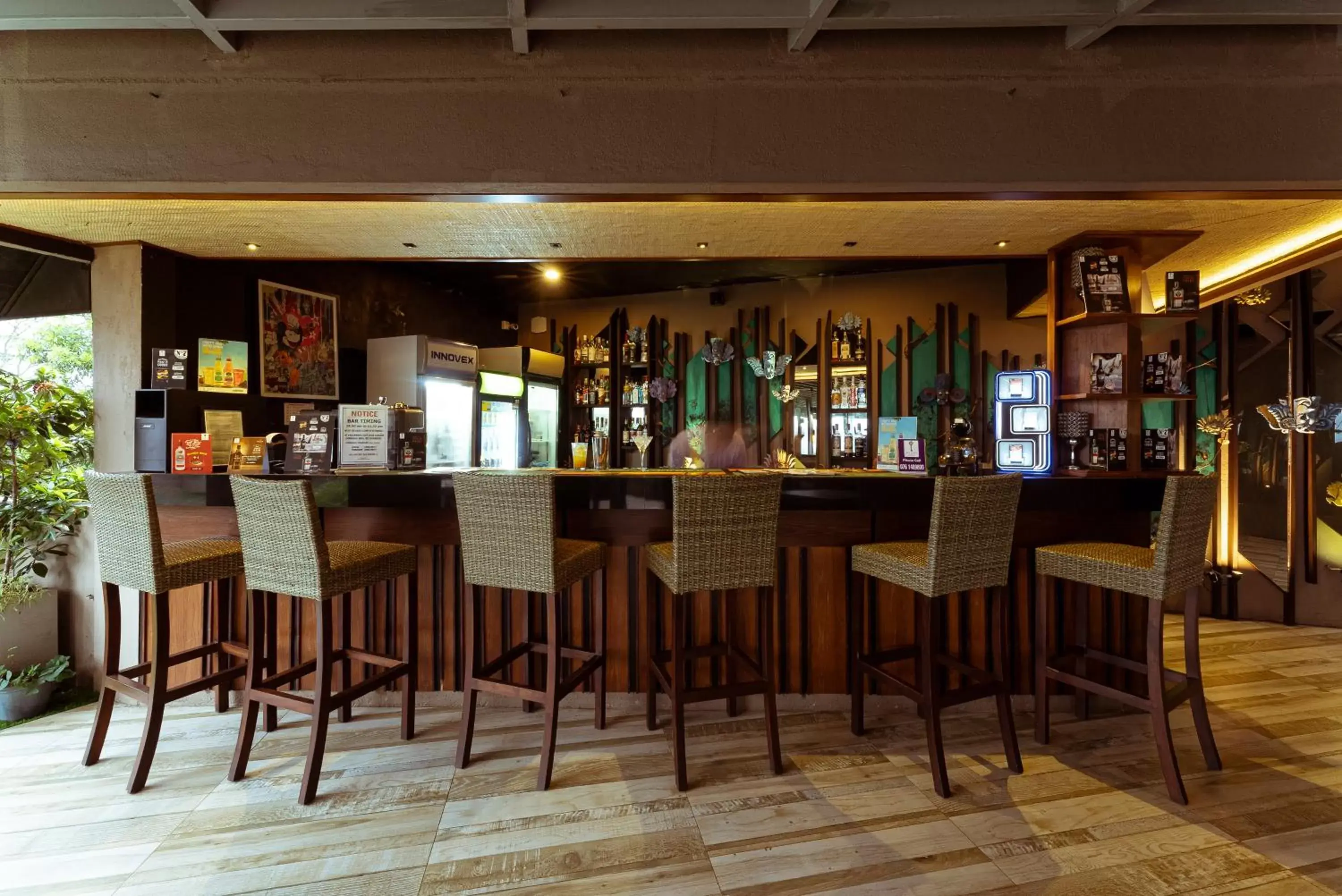 Lounge or bar, Lounge/Bar in Skyloft Kandy by Aaradhya