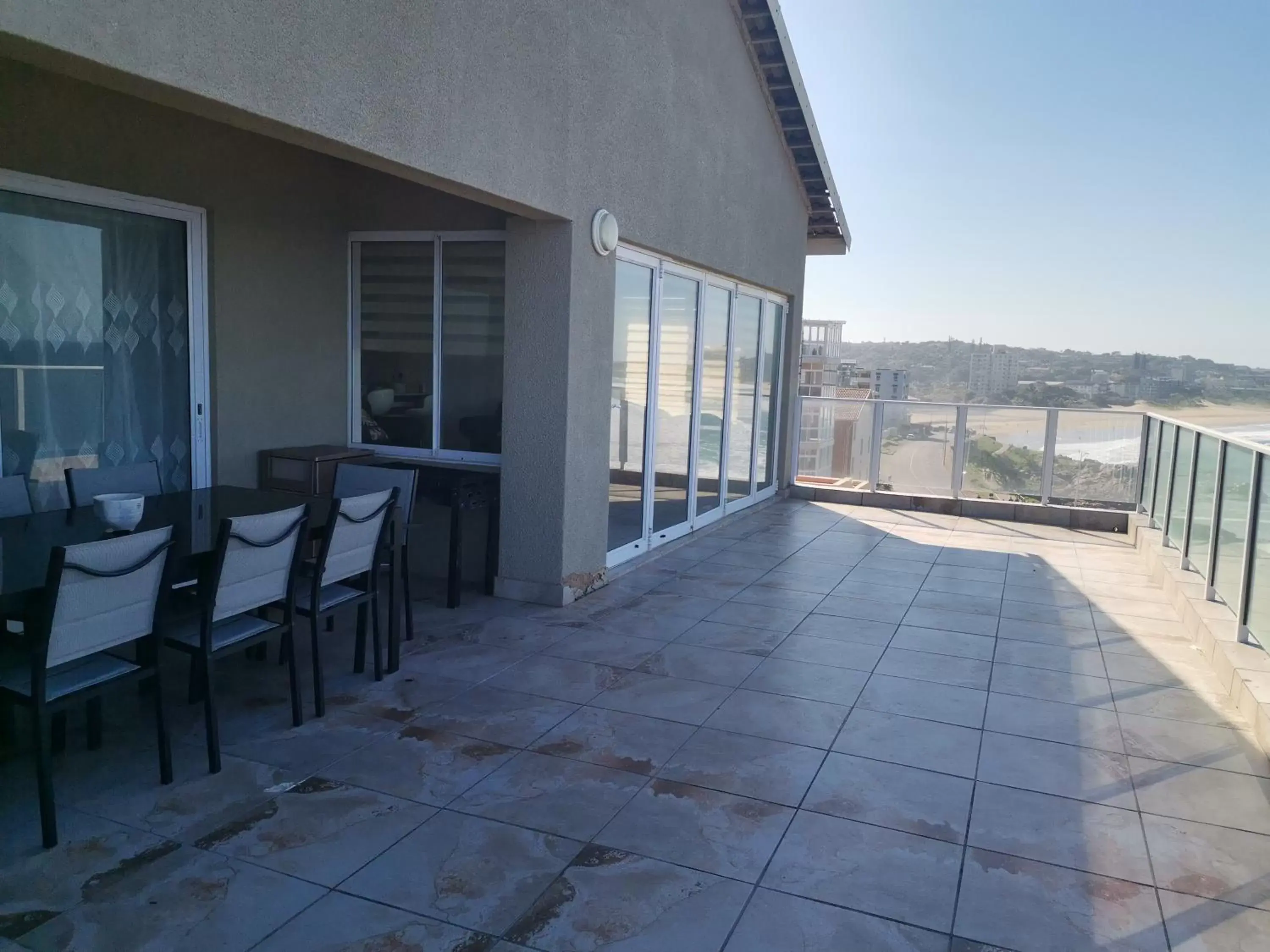 Balcony/Terrace in Margate Beach Lodge