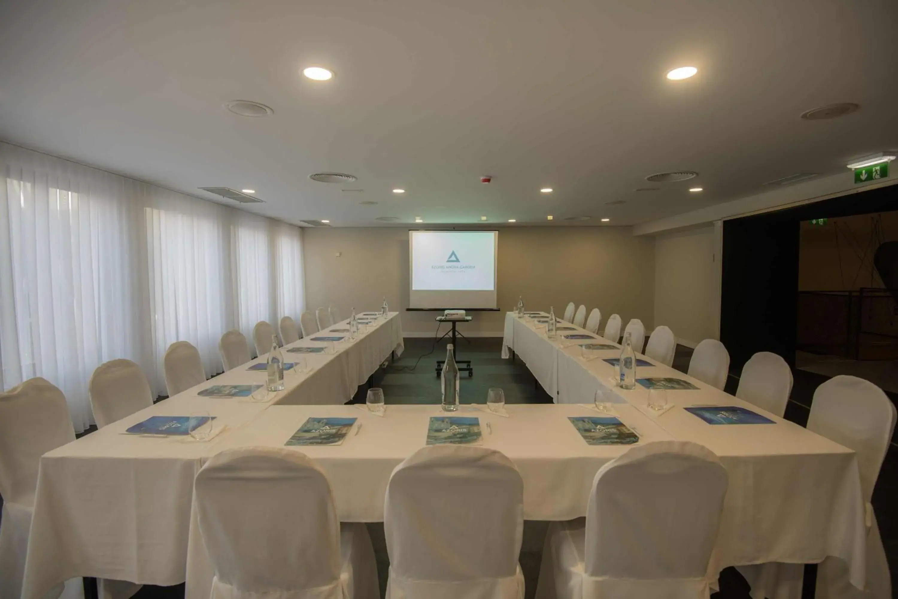 Meeting/conference room in Azoris Angra Garden – Plaza Hotel