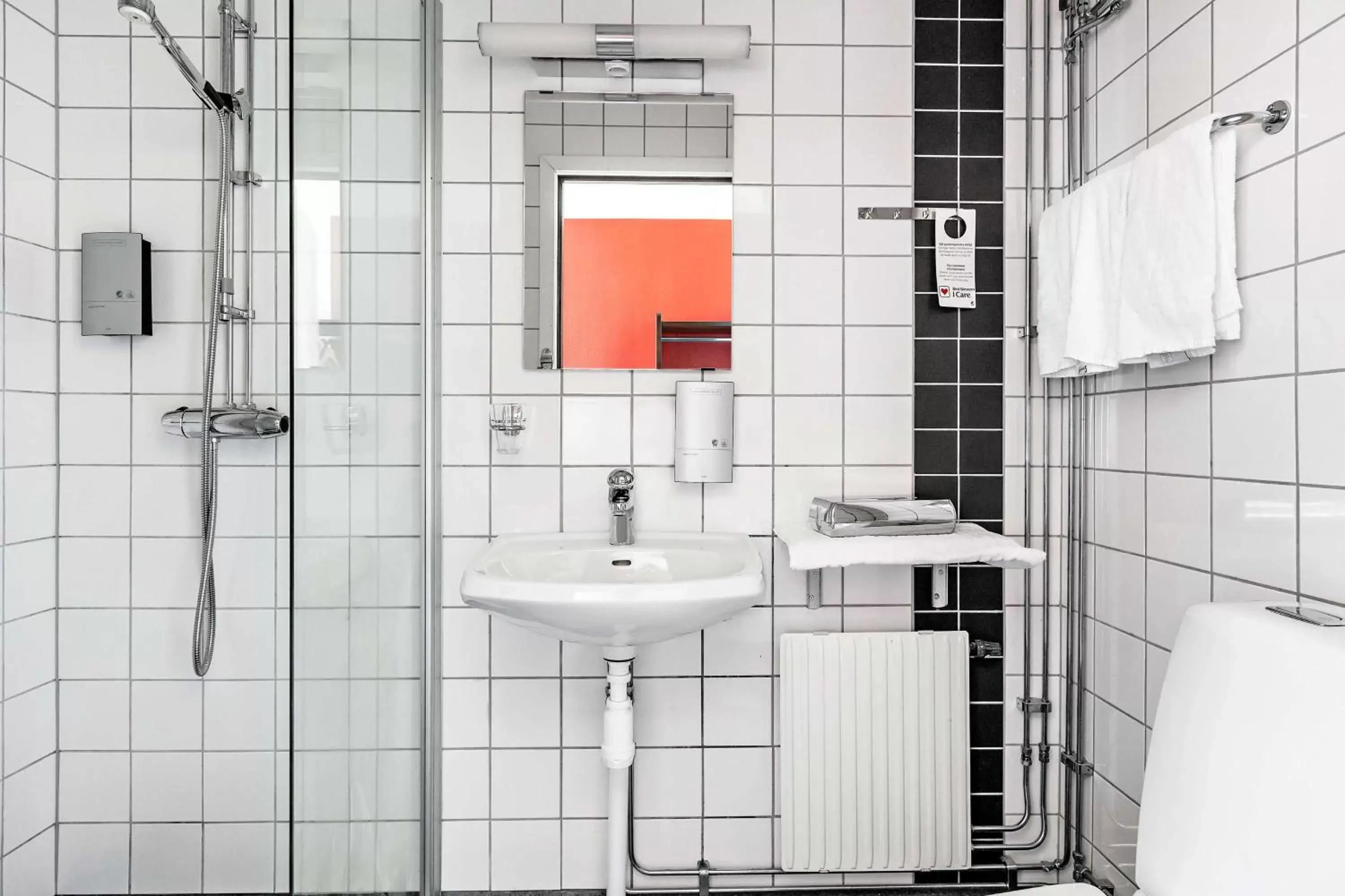 Bathroom in Best Western Hotel Norra Vattern