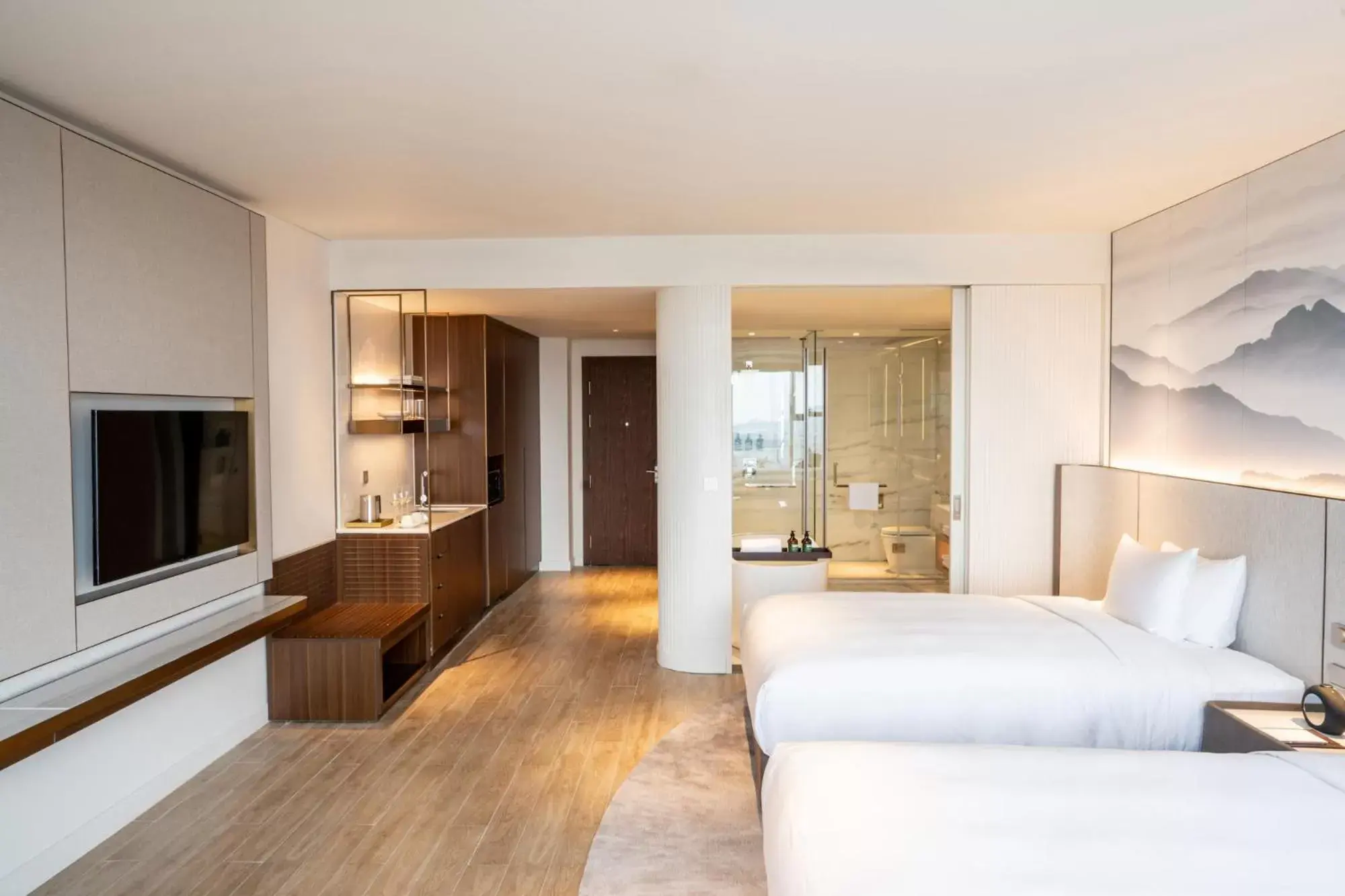 Bathroom, Seating Area in Crowne Plaza Vinh Yen City Centre, an IHG Hotel