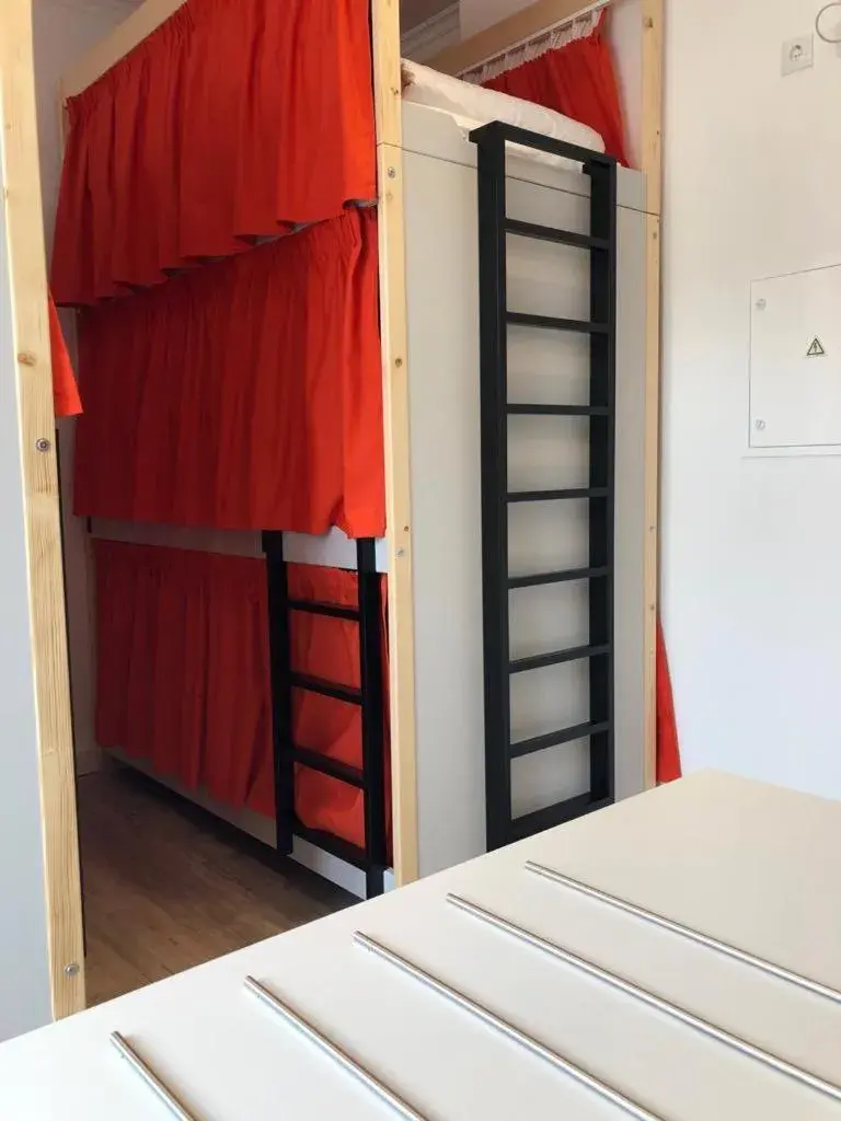 bunk bed in Be Lisbon Hostel Intendente