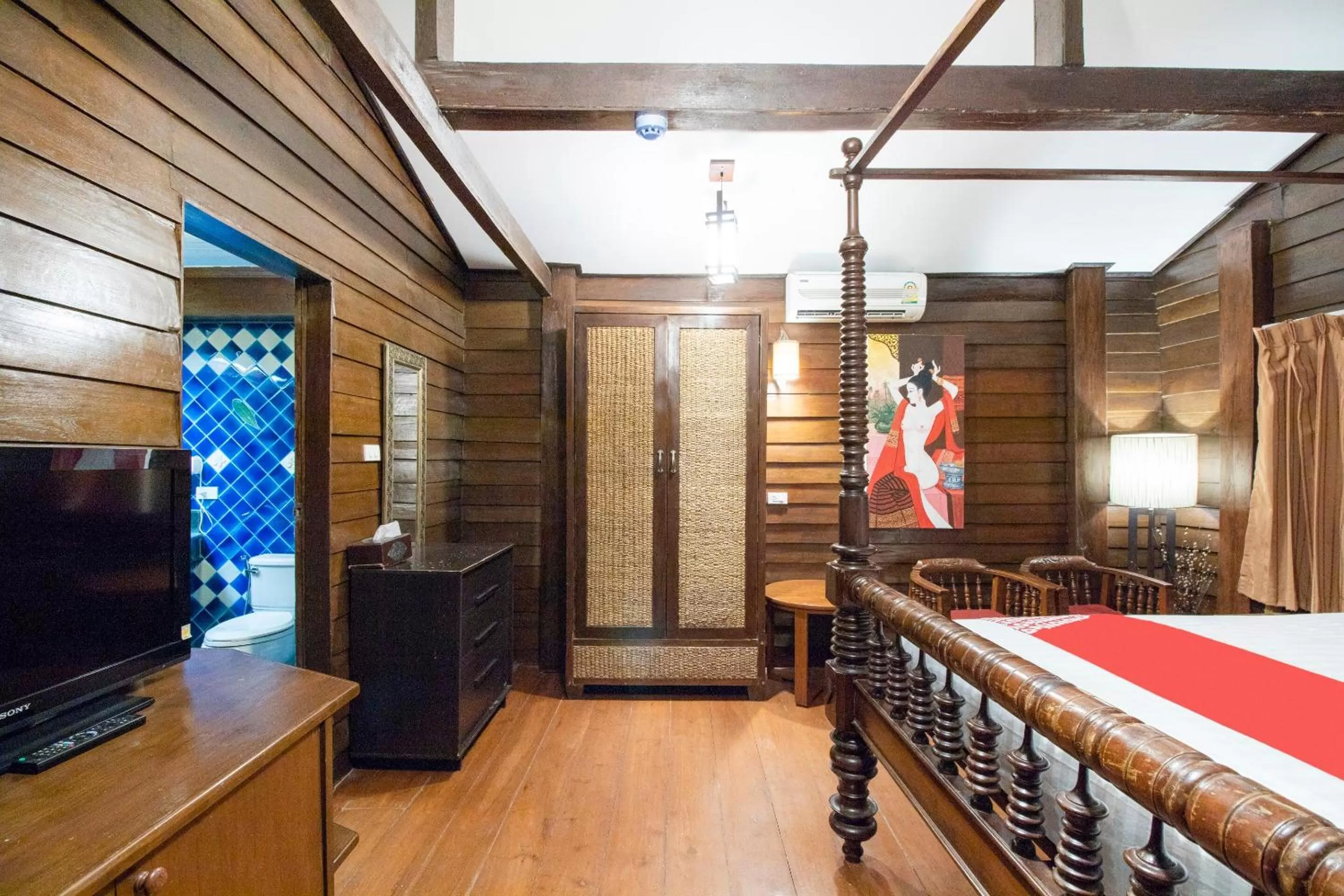 Bedroom, Lounge/Bar in OYO 635 Sira Boutique Hotel