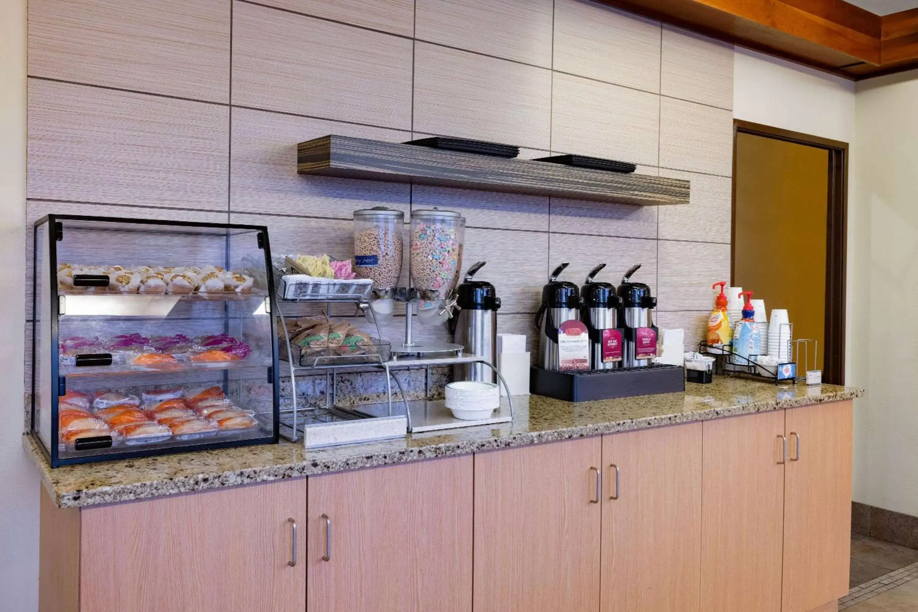 Breakfast in La Quinta by Wyndham Helena Breakfast in La Quinta by Wyndham Helena