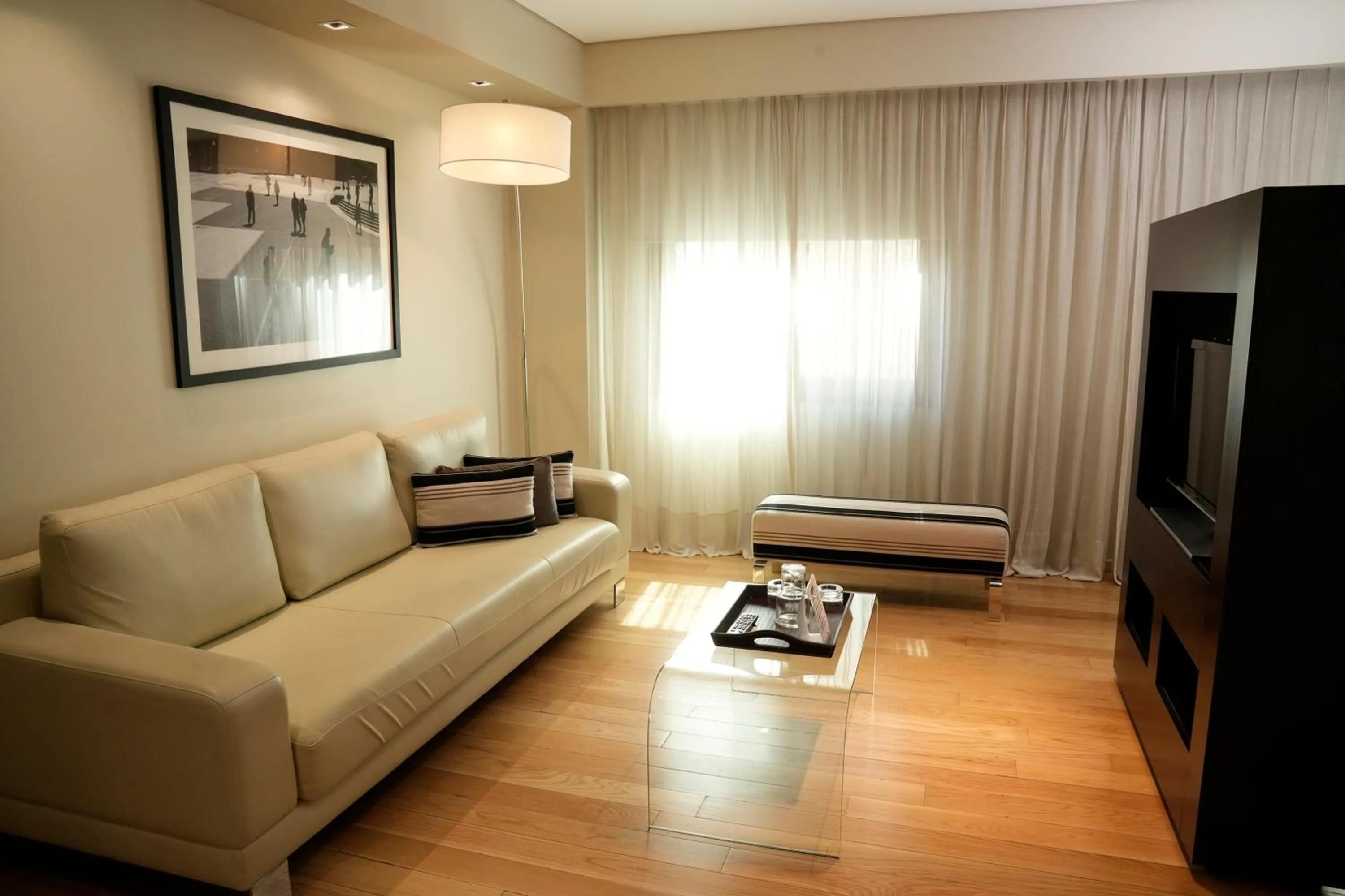 Seating area in Hotel Metropolitano Supara