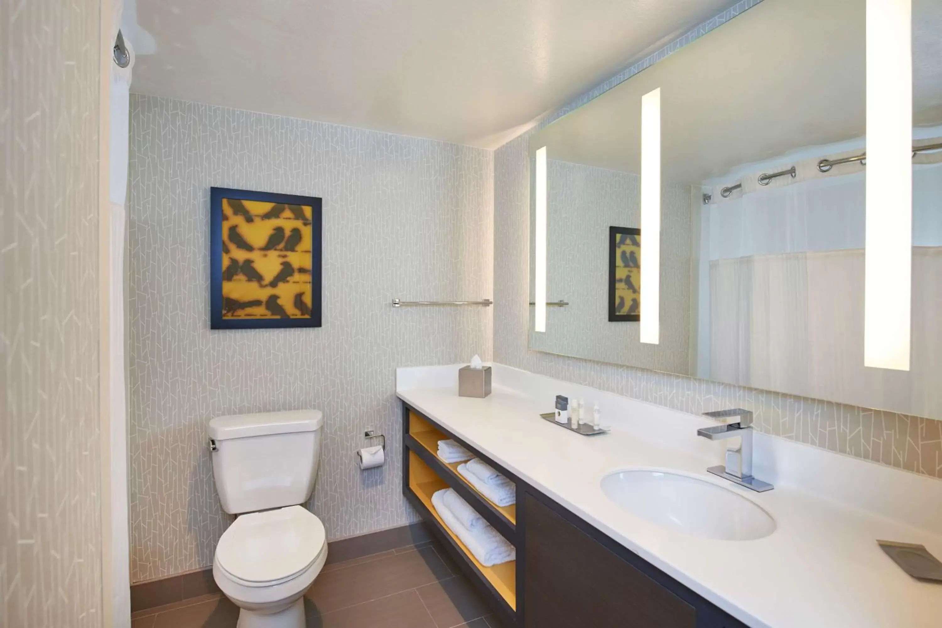 Bathroom in DoubleTree by Hilton Fresno Convention Center Bathroom in DoubleTree by Hilton Fresno Convention Center