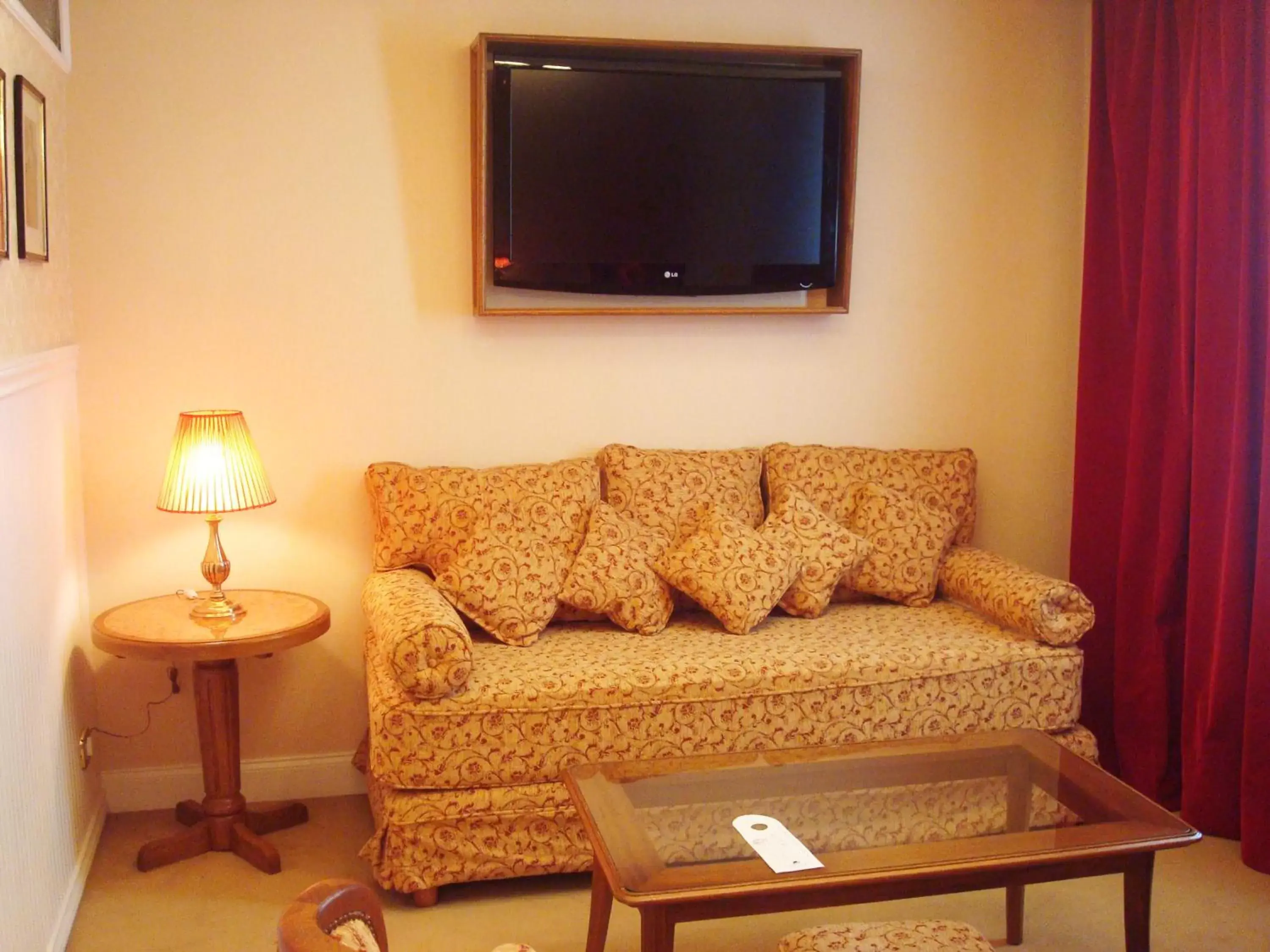 TV and multimedia, Seating Area in Tanguero Hotel Boutique Antique