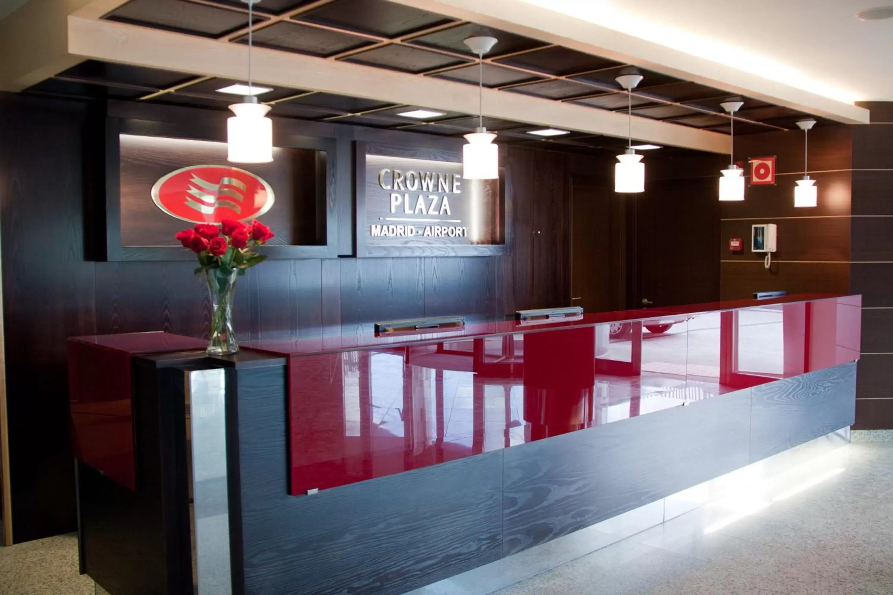 Property building, Lobby/Reception in Hotel Crowne Plaza Madrid Airport