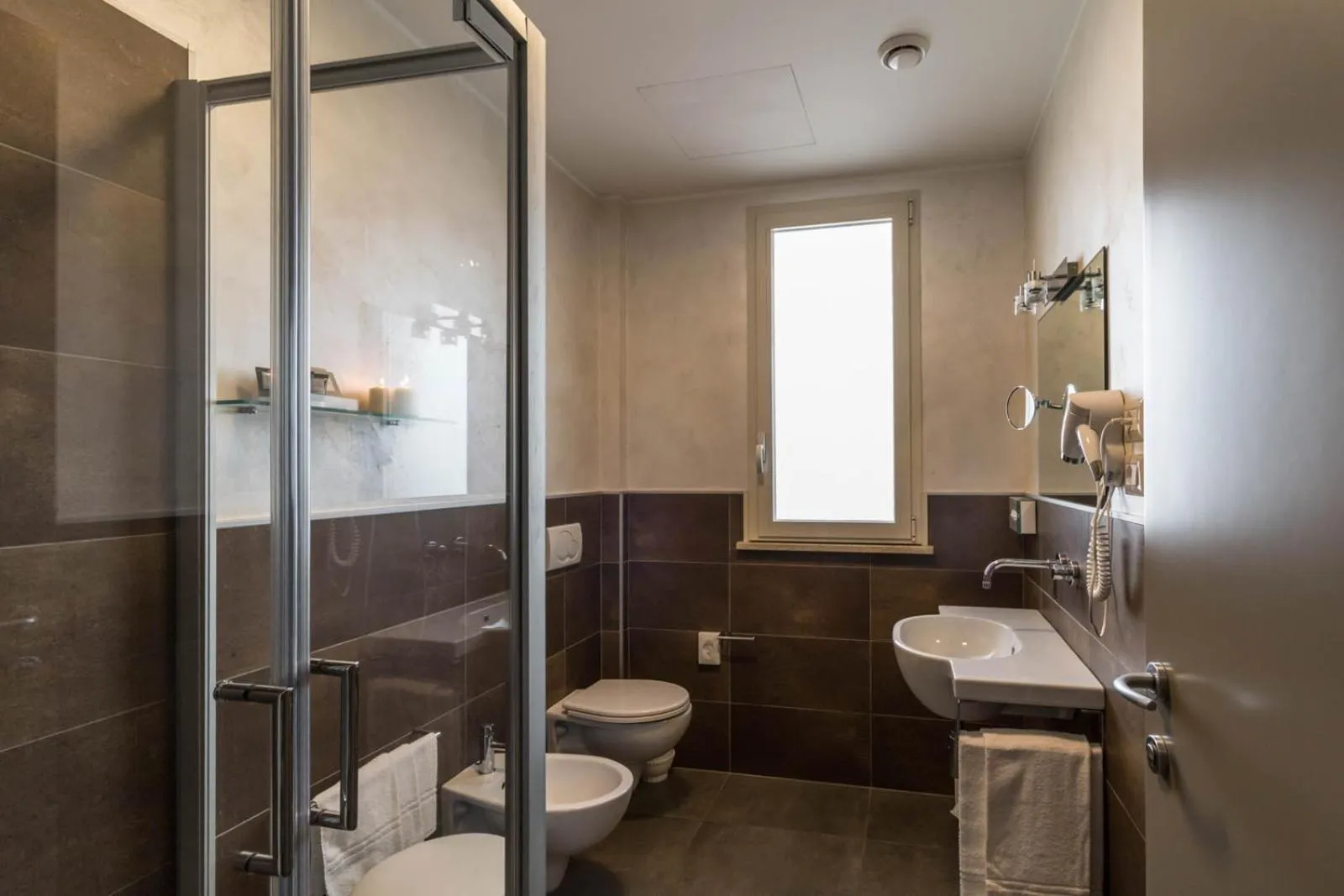 Bathroom in Bellettini Hotel