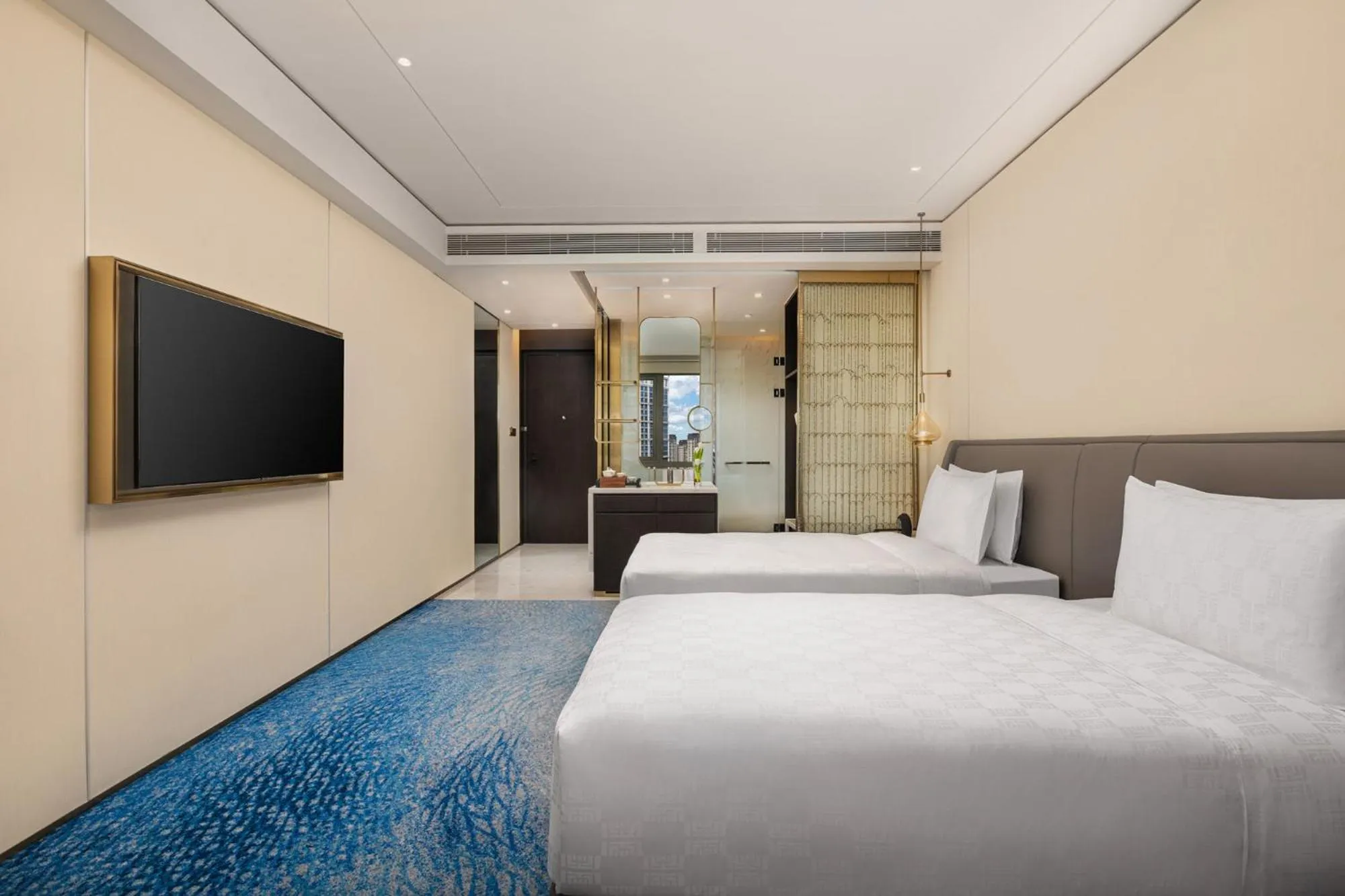 Bed in HUALUXE Shanghai Changfeng Park - Park Lake View