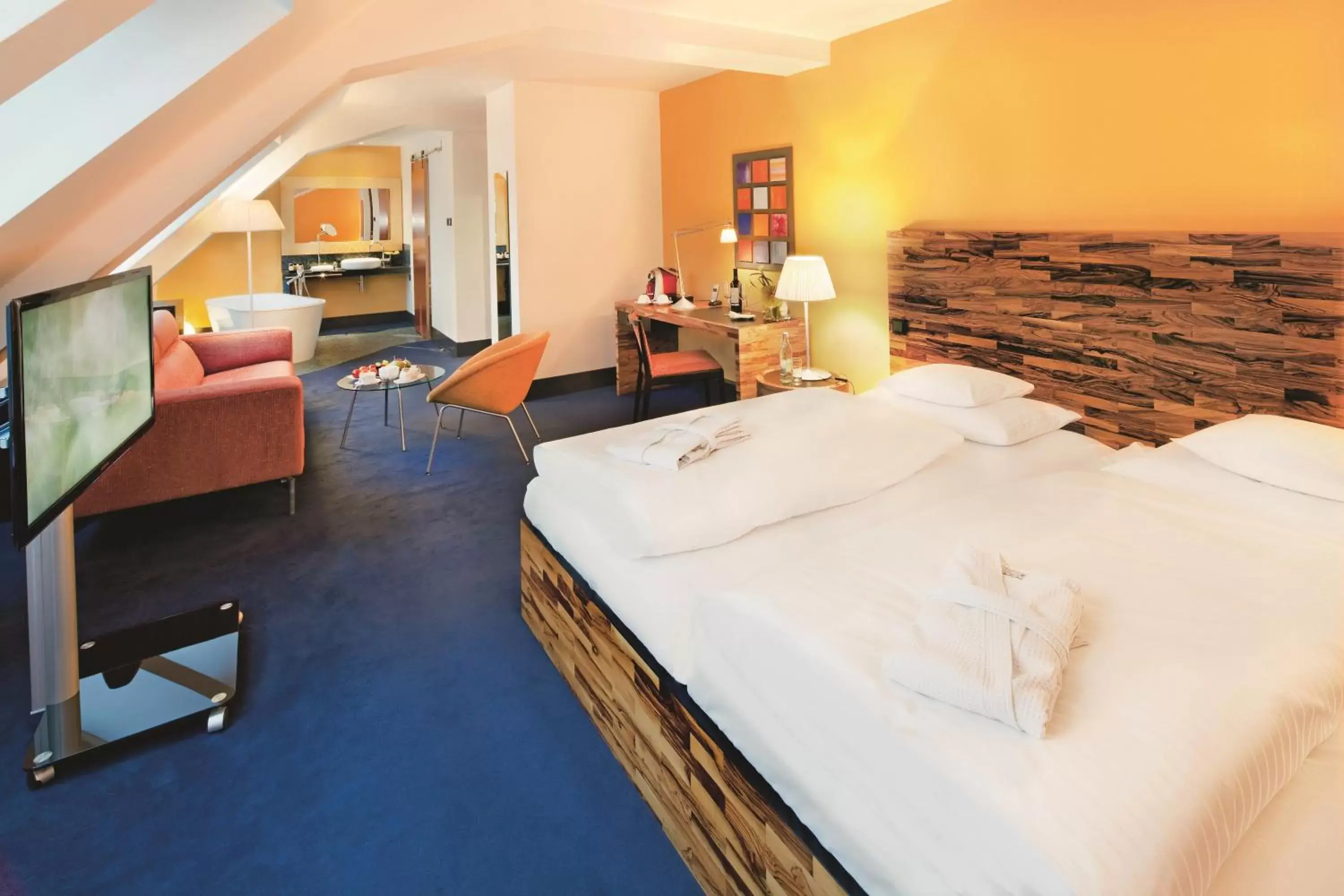 City view, Room Photo in Mövenpick Hotel Berlin Am Potsdamer Platz City view, Room Photo in Mövenpick Hotel Berlin Am Potsdamer Platz