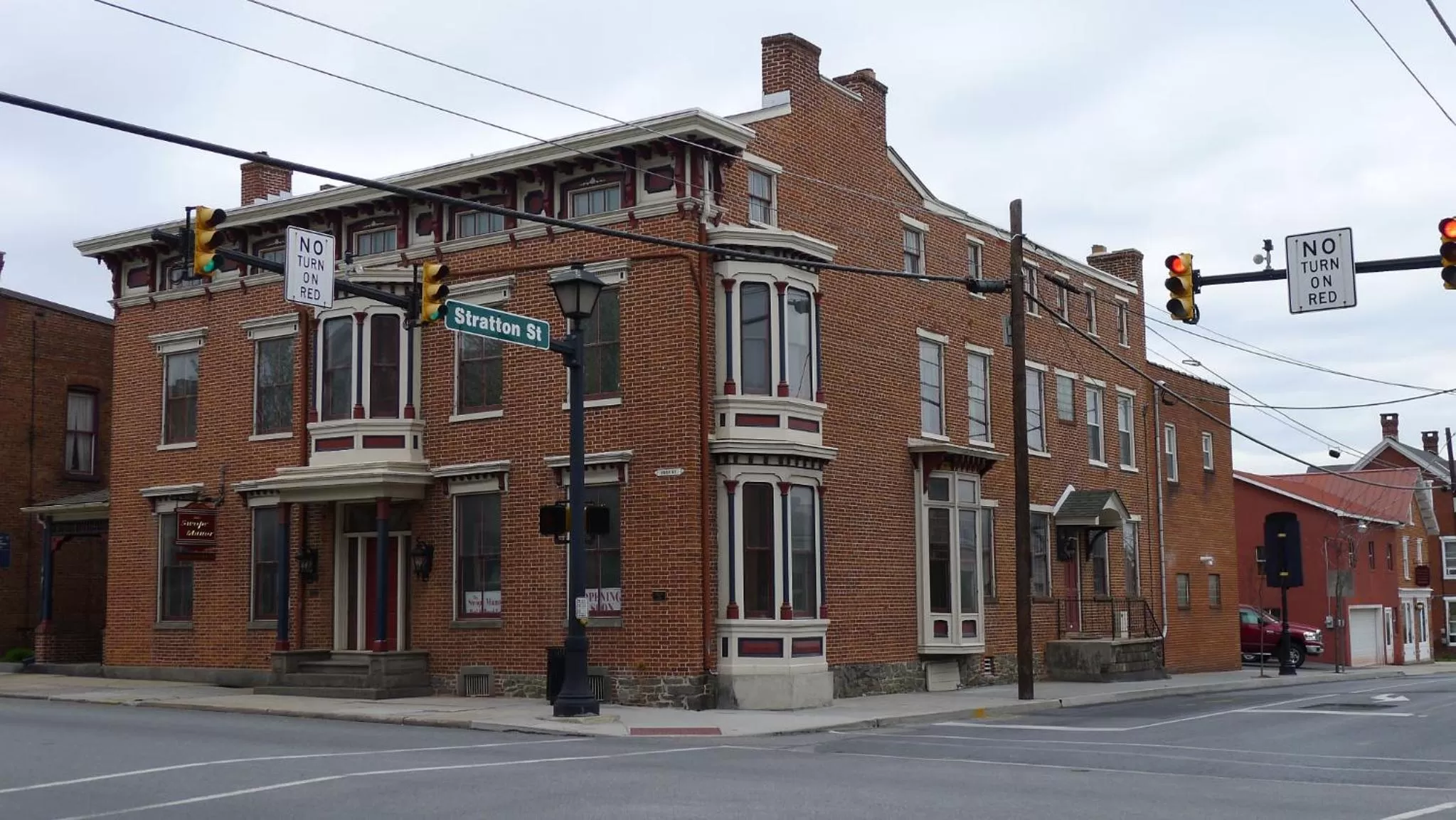 Facade/entrance in The Swope Manor Bed & Breakfast
