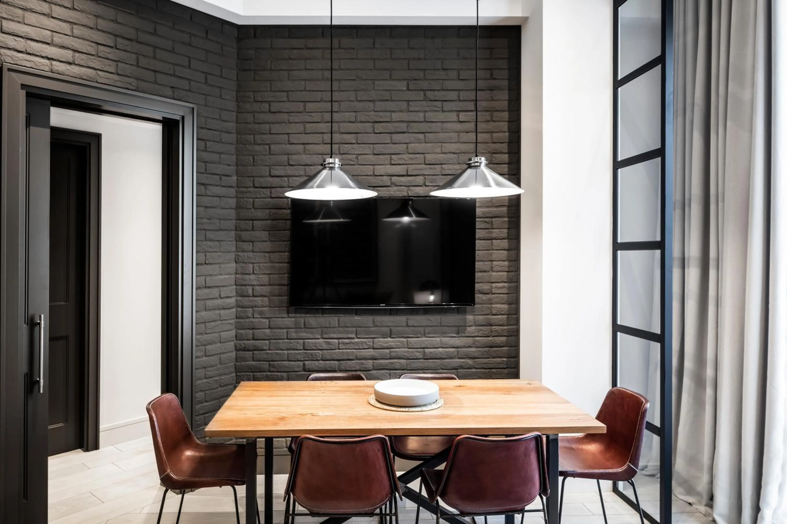 Living room in Midtown Apartments