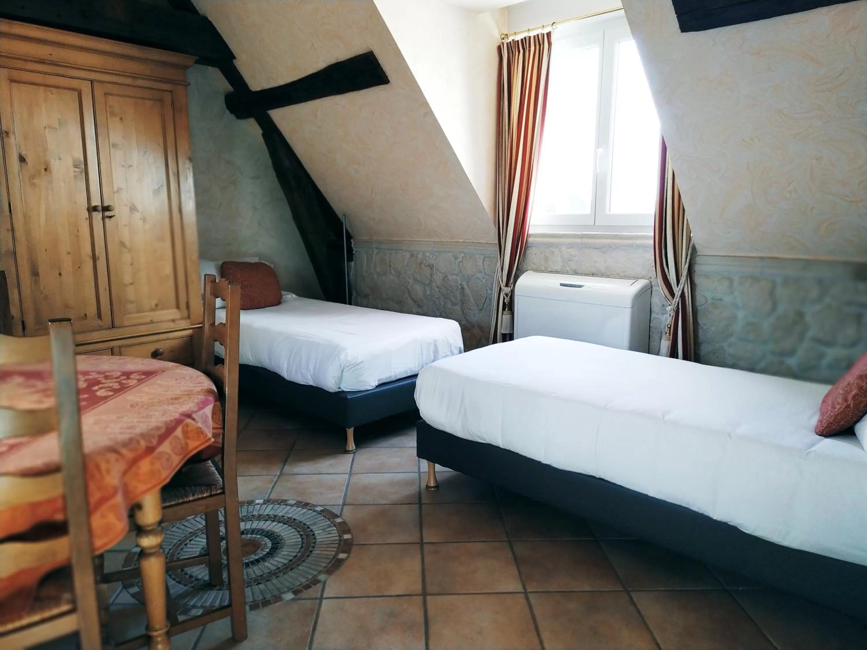 Bedroom, Bed in Best Western Central Hotel