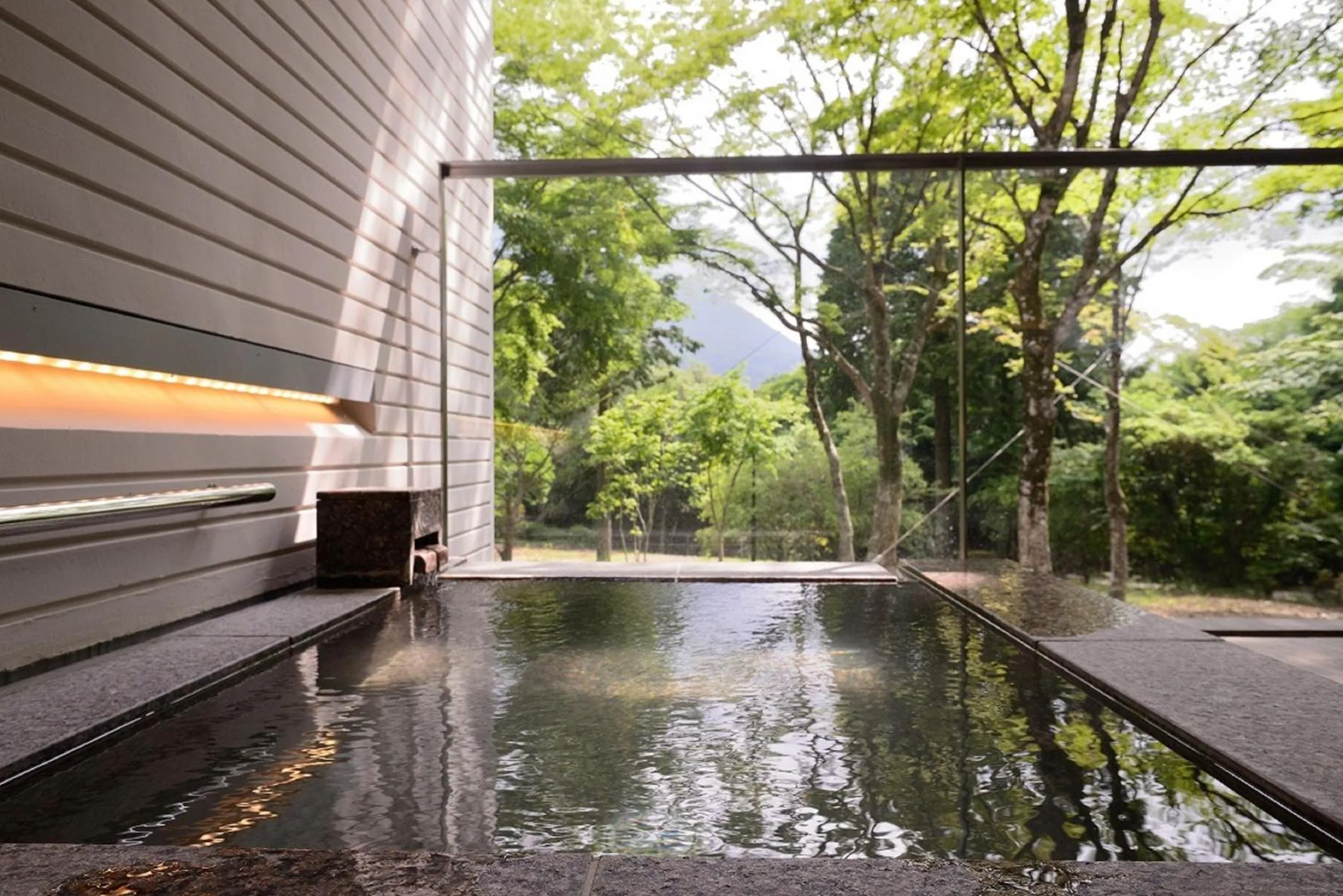 Photo of the whole room in Hakone Highland Hotel
