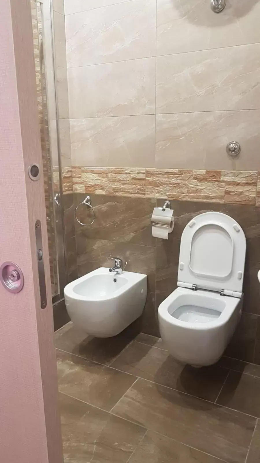 Bathroom in Le Perle di Napoli