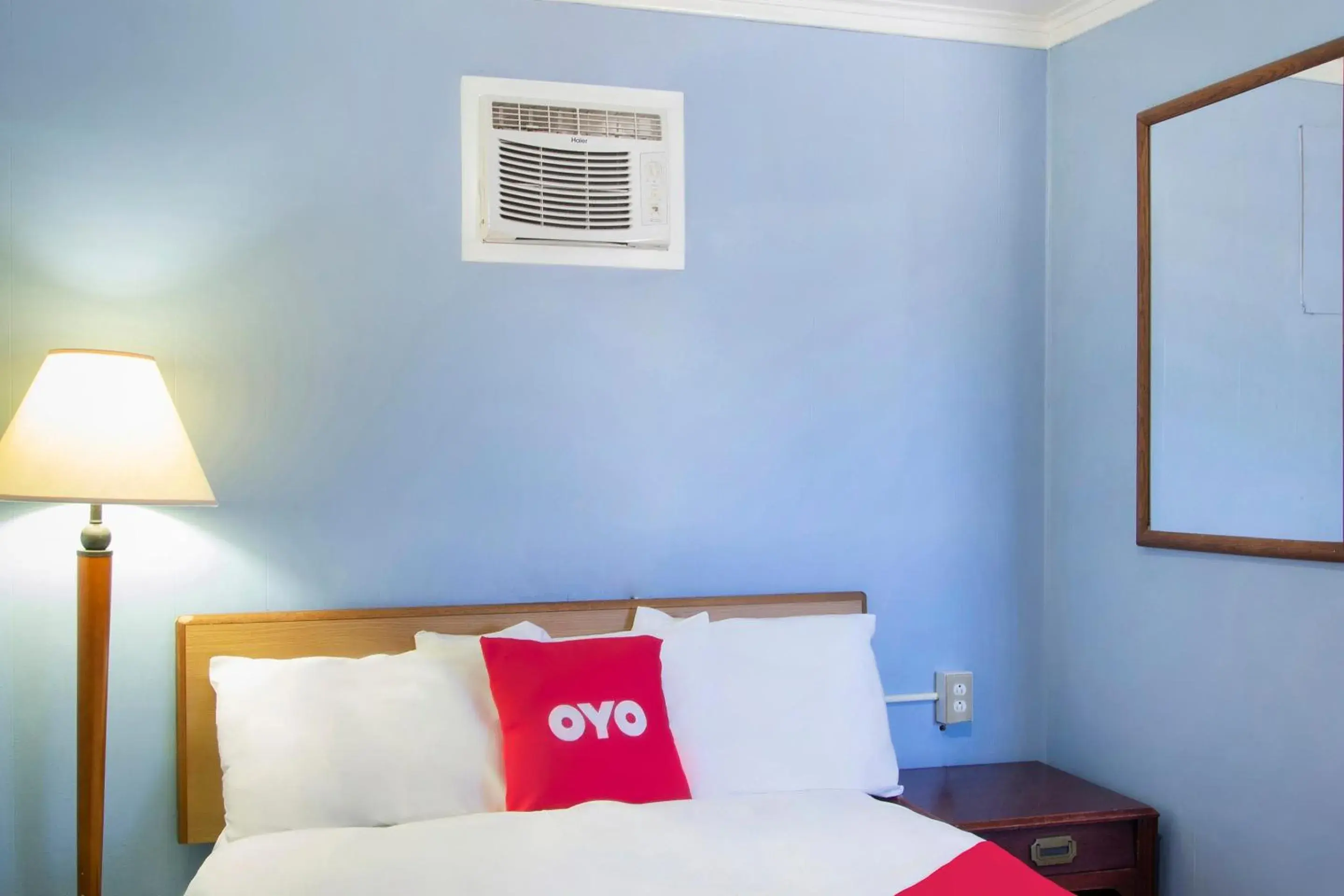 Bedroom, Room Photo in OYO Hotel Wilkes-Barre East