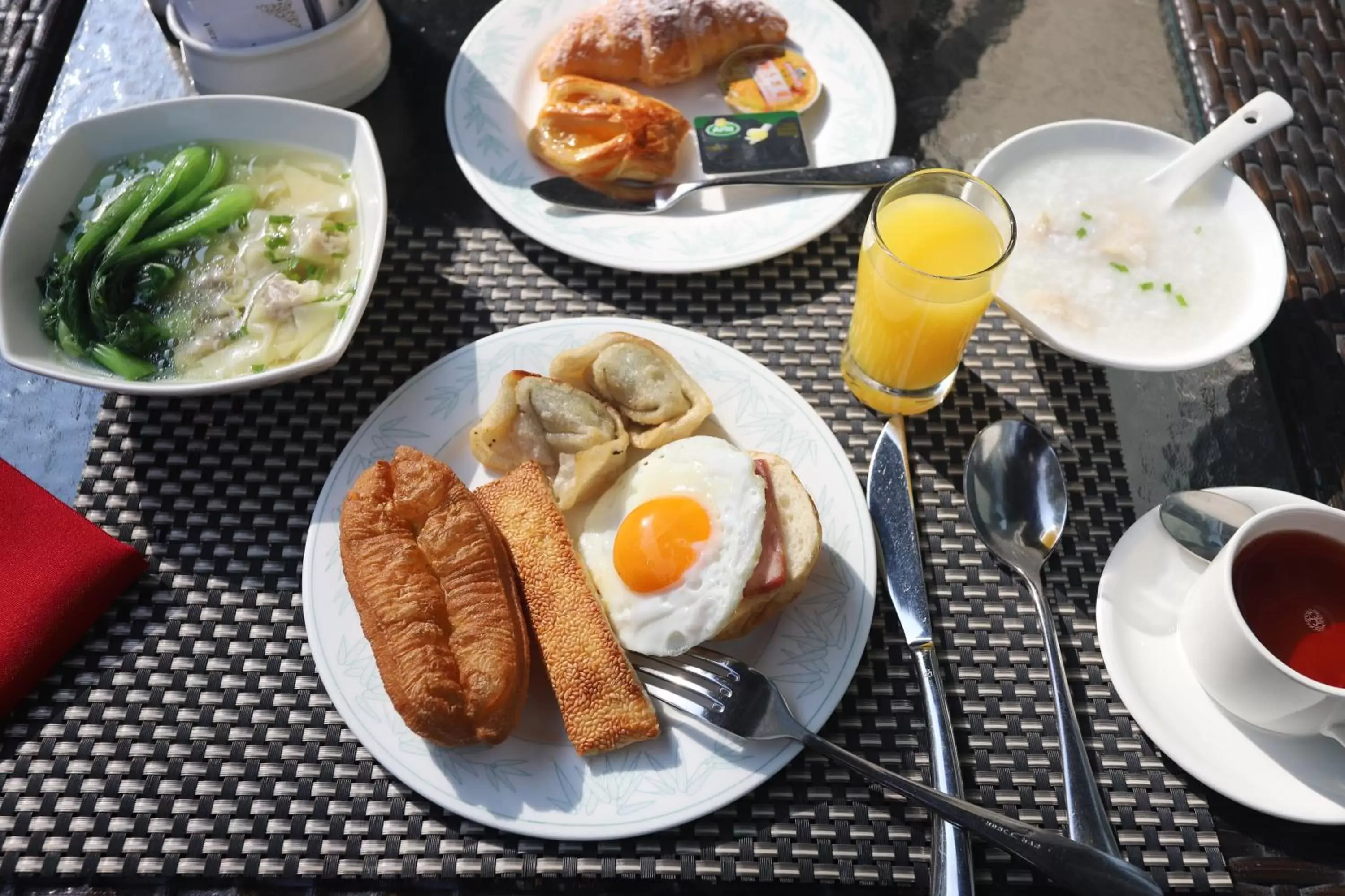 Breakfast in Jin Jiang Tower
