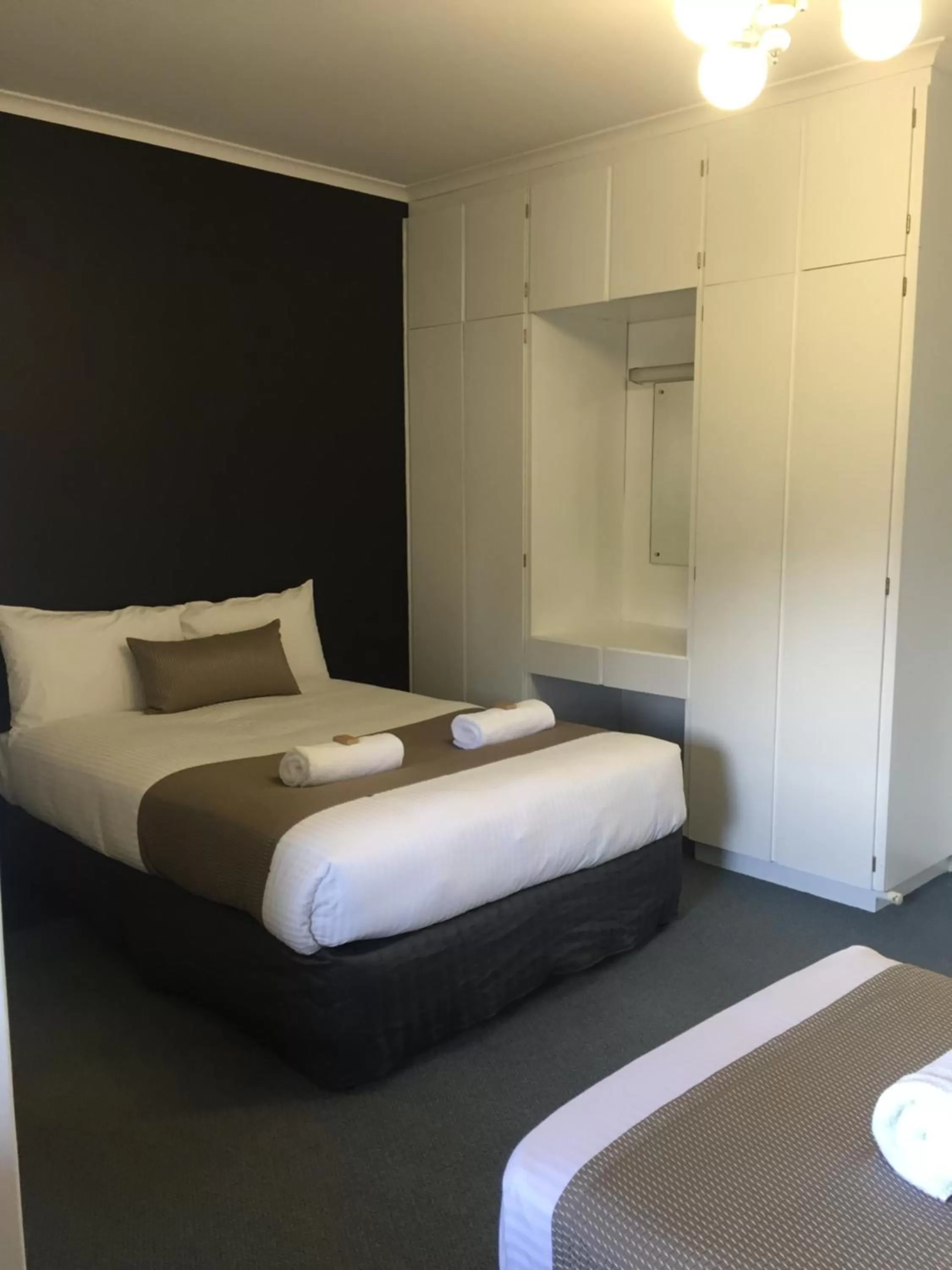 Bedroom, Bed in Port Pirie Accommodation and Apartments