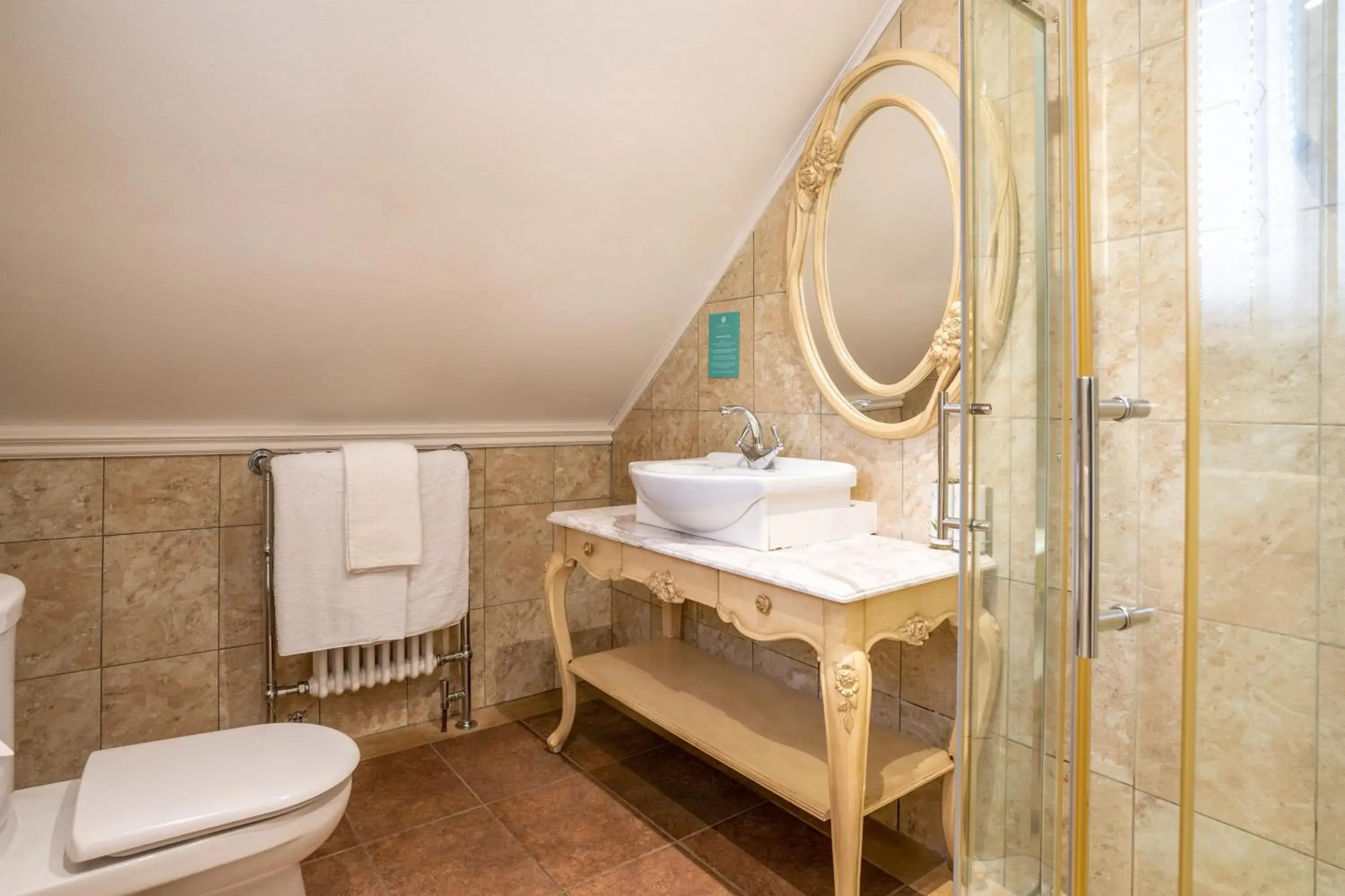 Toilet, Bathroom in Berwick Lodge