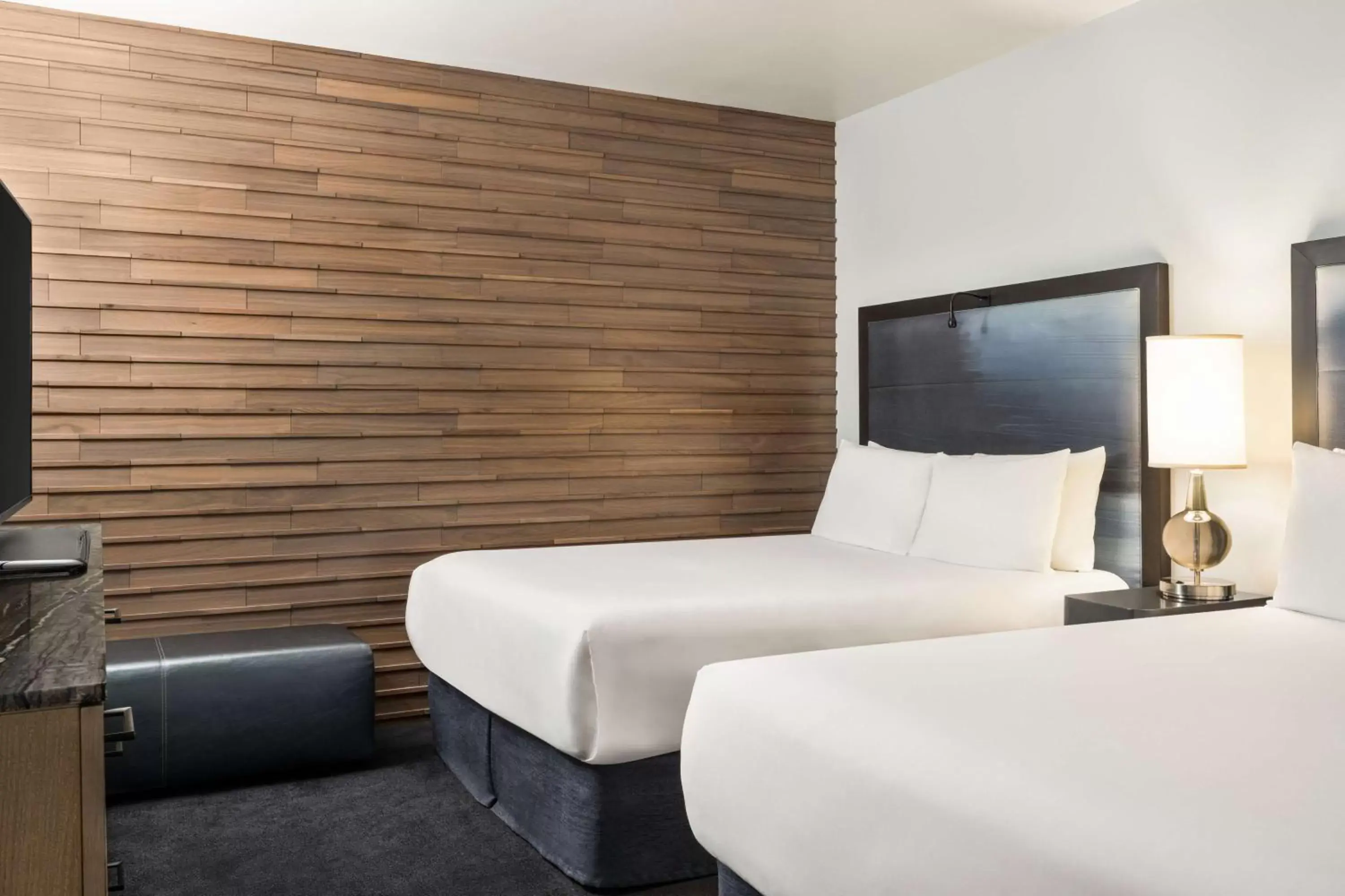 Bed in Hilton Motif Seattle