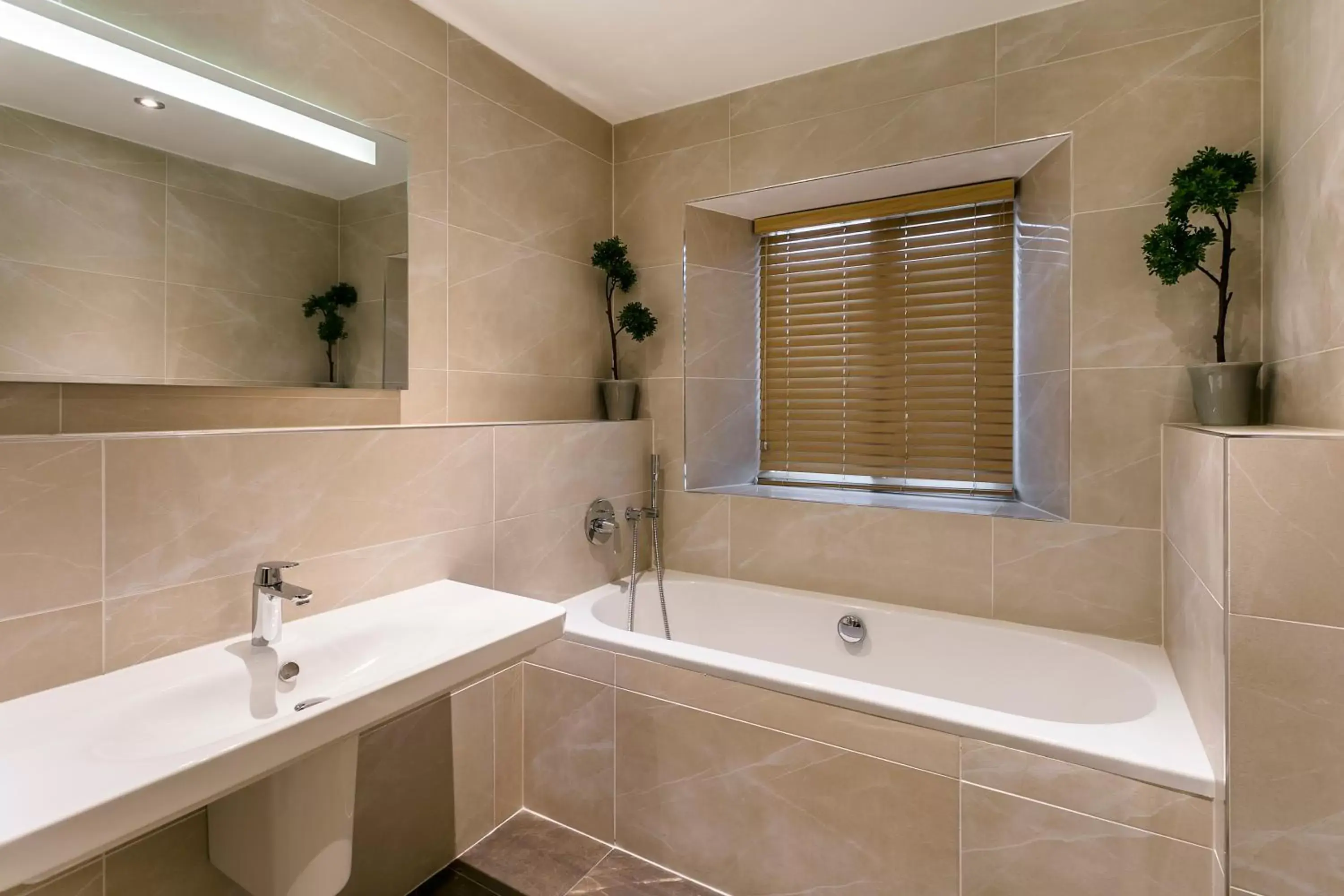 Bathroom in The Lodge @ Carus Green