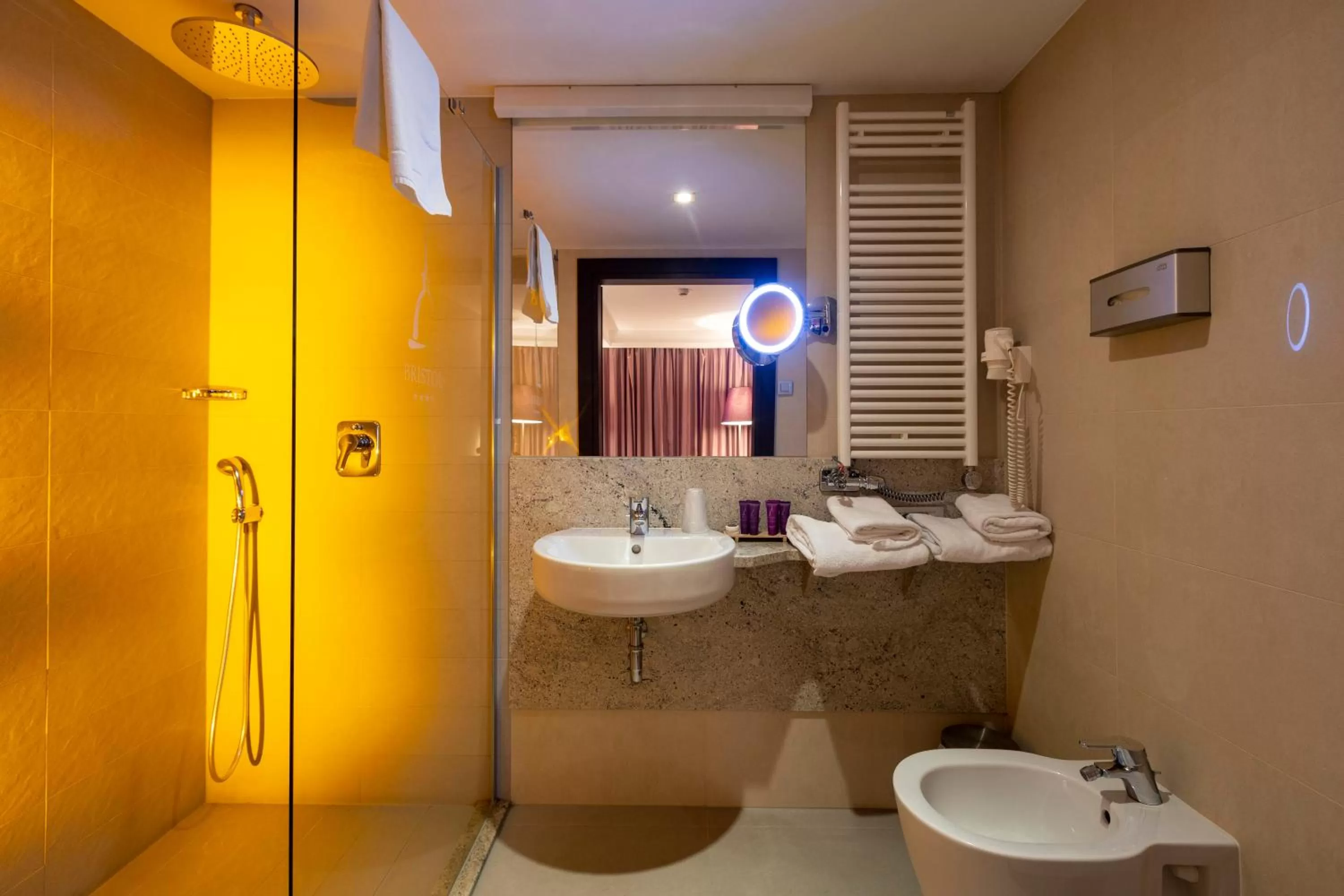 Bristol Art & Medical SPA