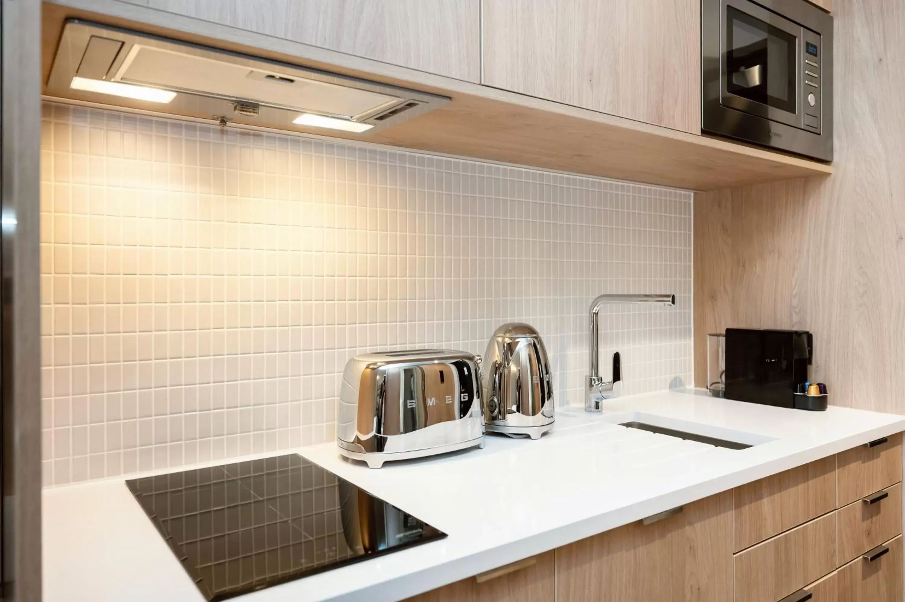 Kitchen or kitchenette, Kitchen/Kitchenette in Wilde Aparthotels Manchester St. Peters Square