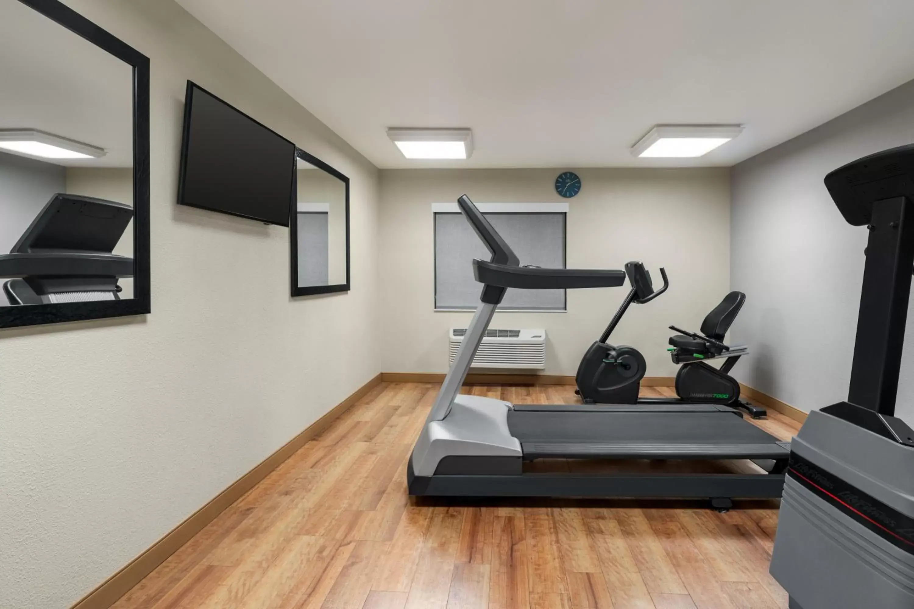 Fitness centre/facilities, Fitness Center/Facilities in La Quinta by Wyndham Chicago Tinley Park