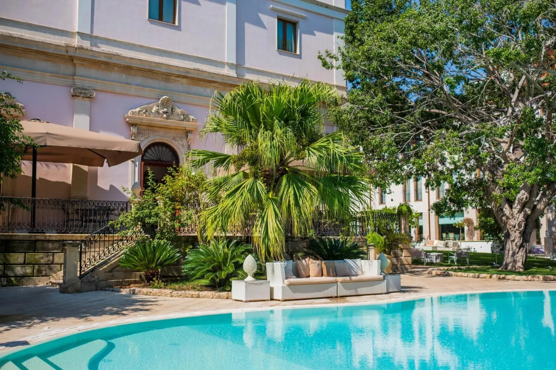 Property building, Swimming Pool in Hotel Parco delle Fontane