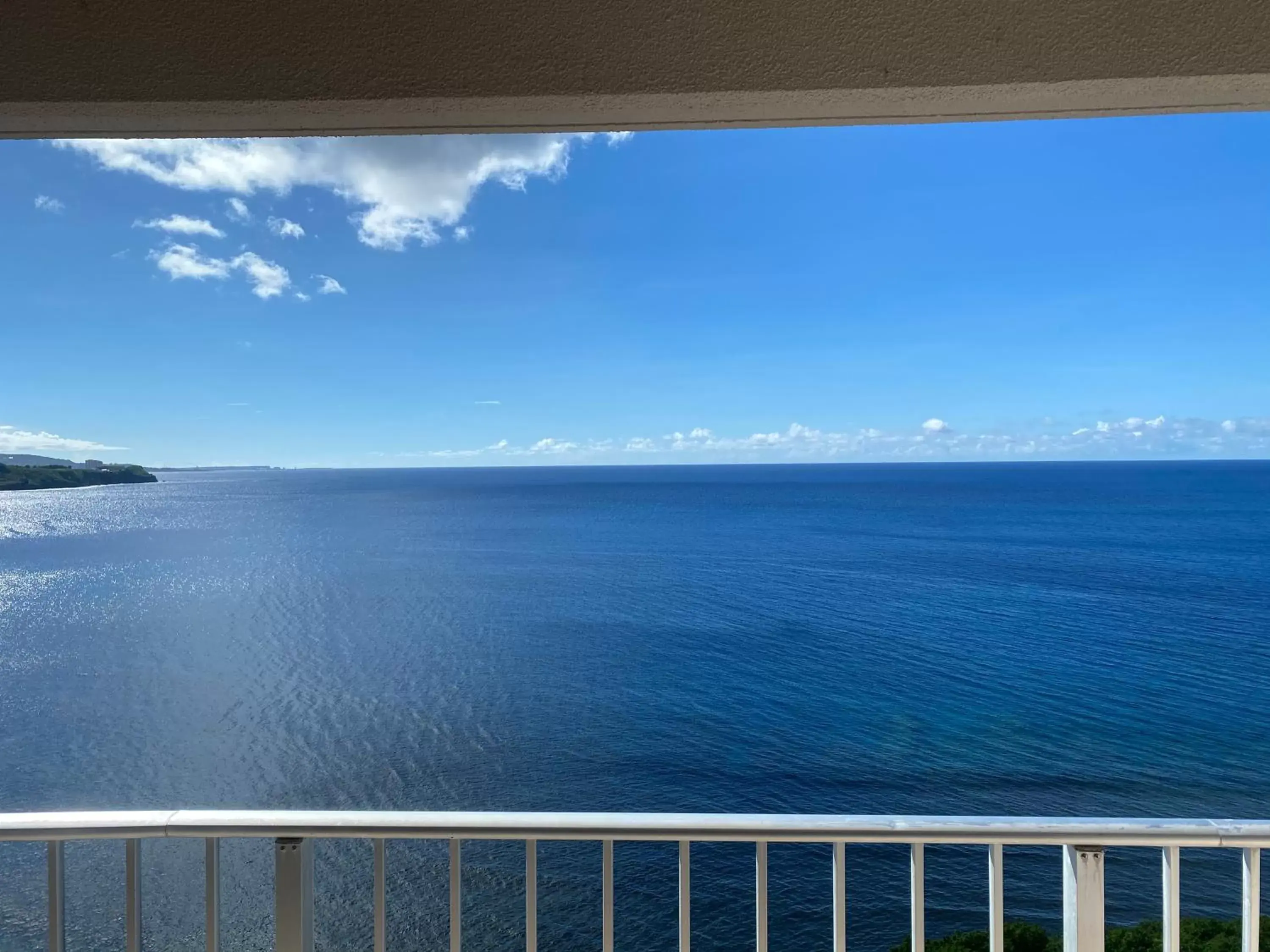 Balcony/Terrace, Sea View in Hotel Nikko Guam