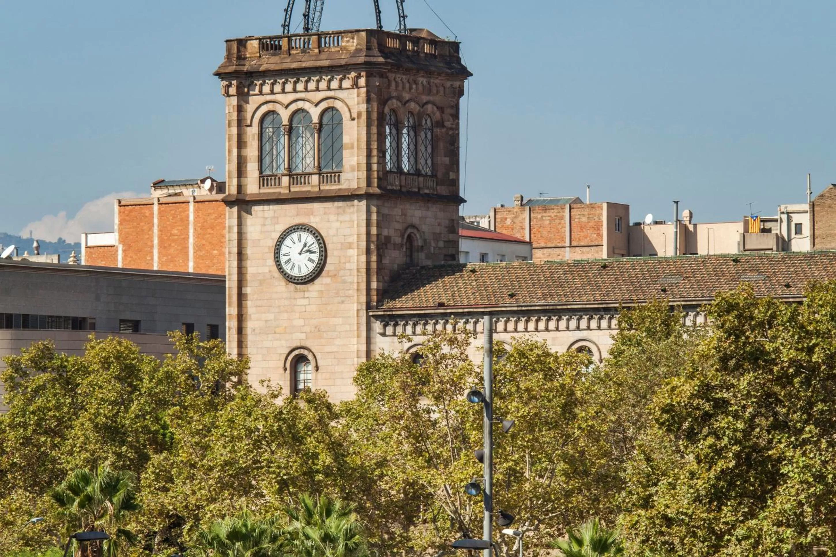 Nearby landmark in Atlantis by Atbcn