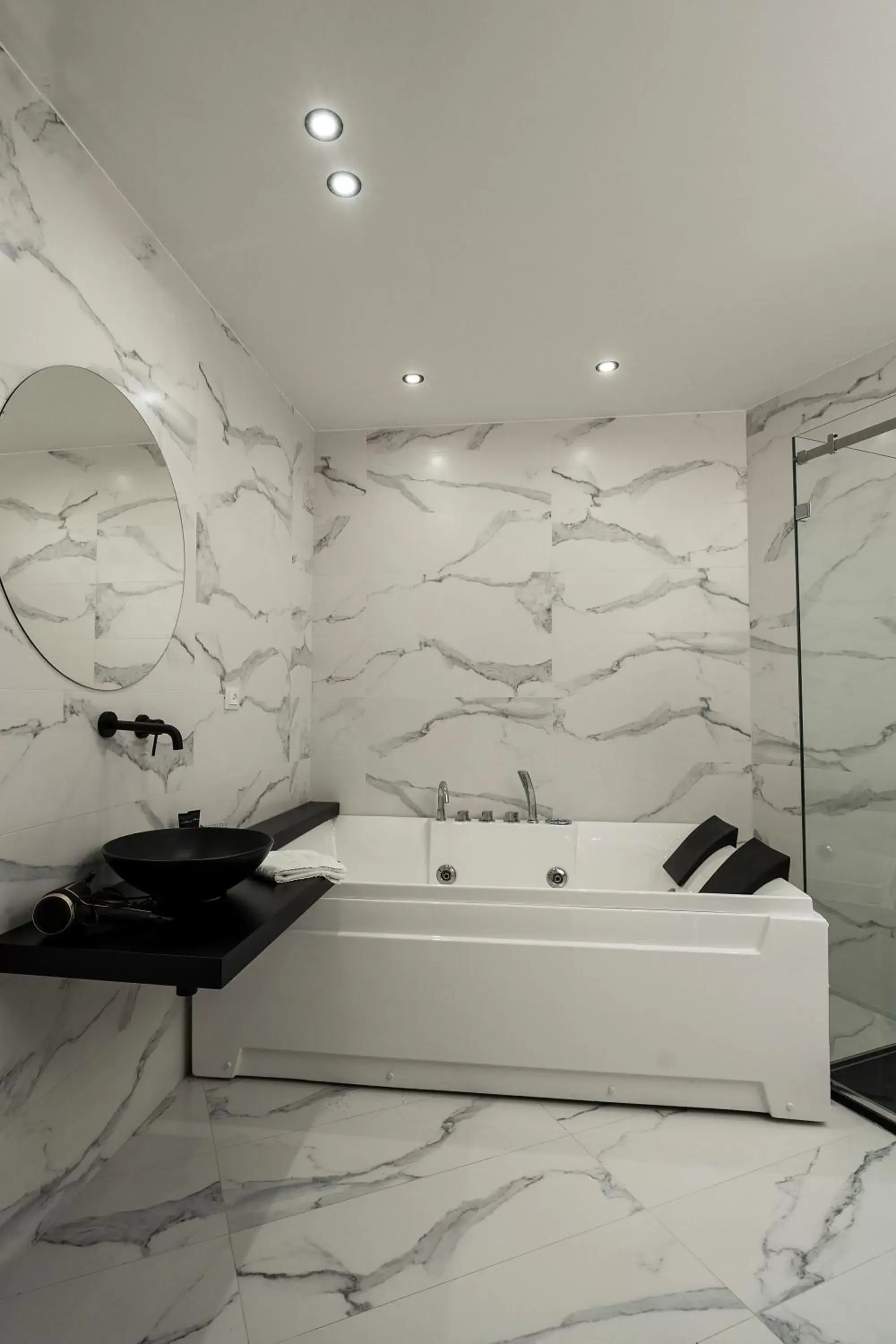 Bathroom in Marmur Suite