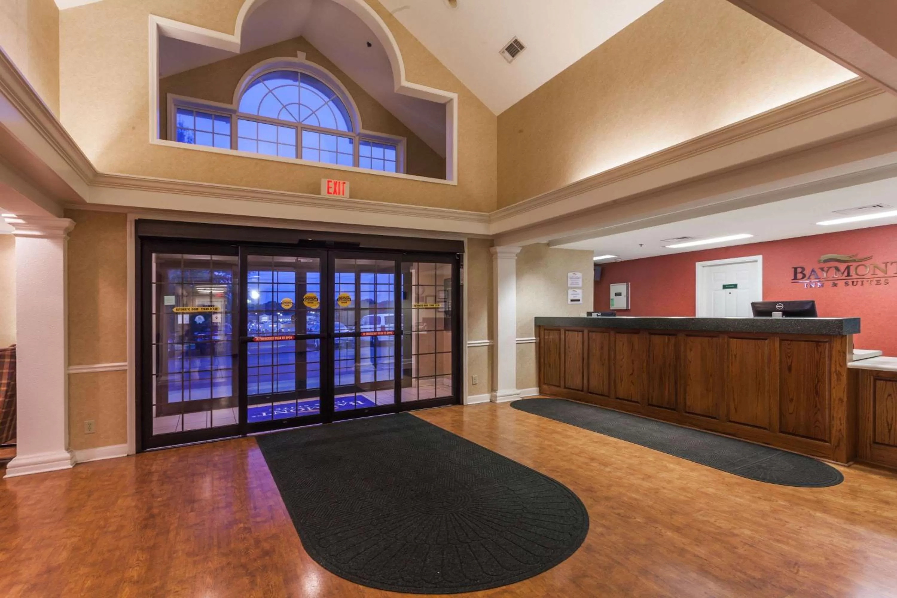 Lobby or reception in Baymont by Wyndham Columbia Maury
